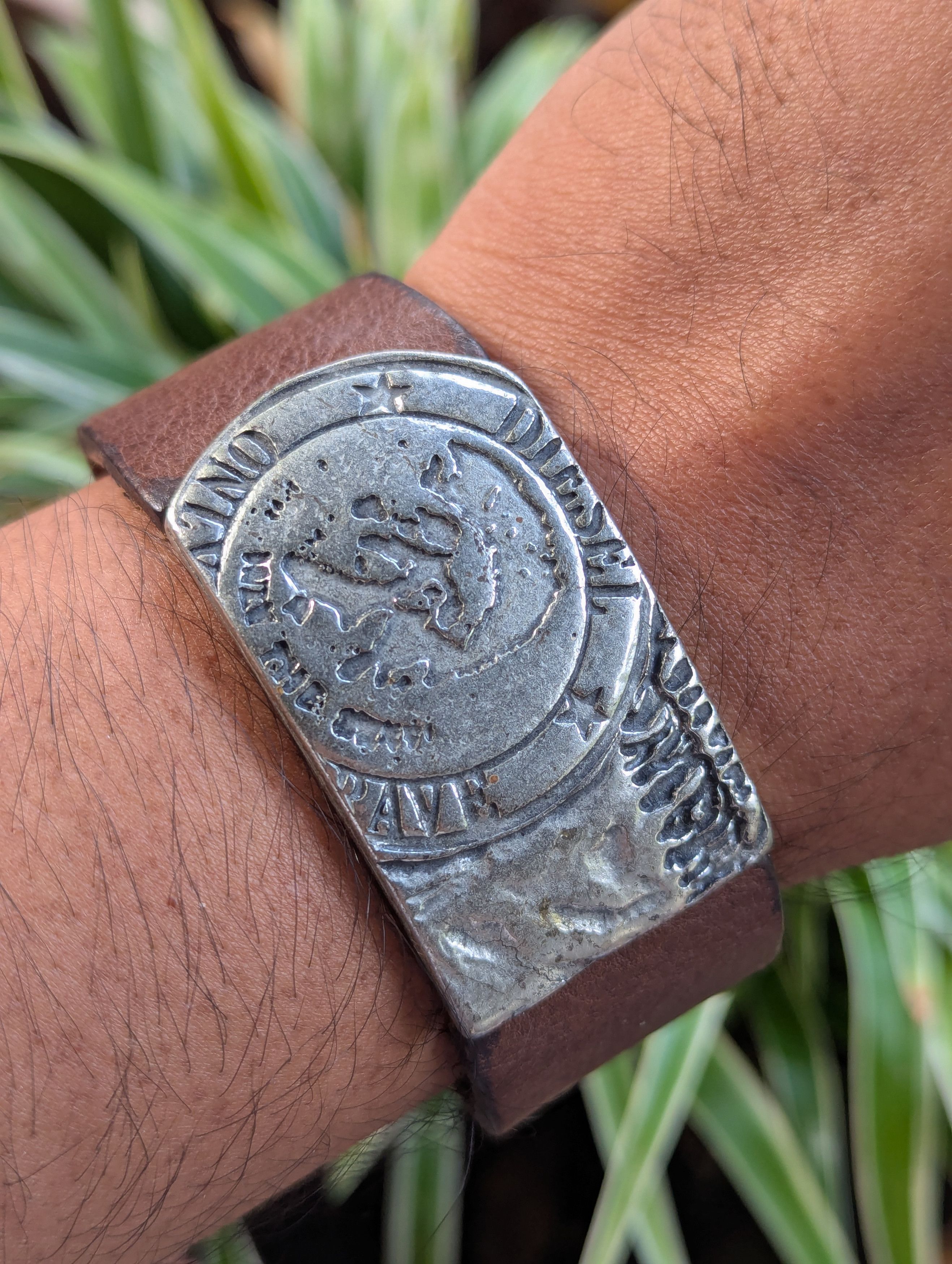Diesel Vintage Diesel Y2K Leather Bracelet Size ONE SIZE - 2 Thumbnail