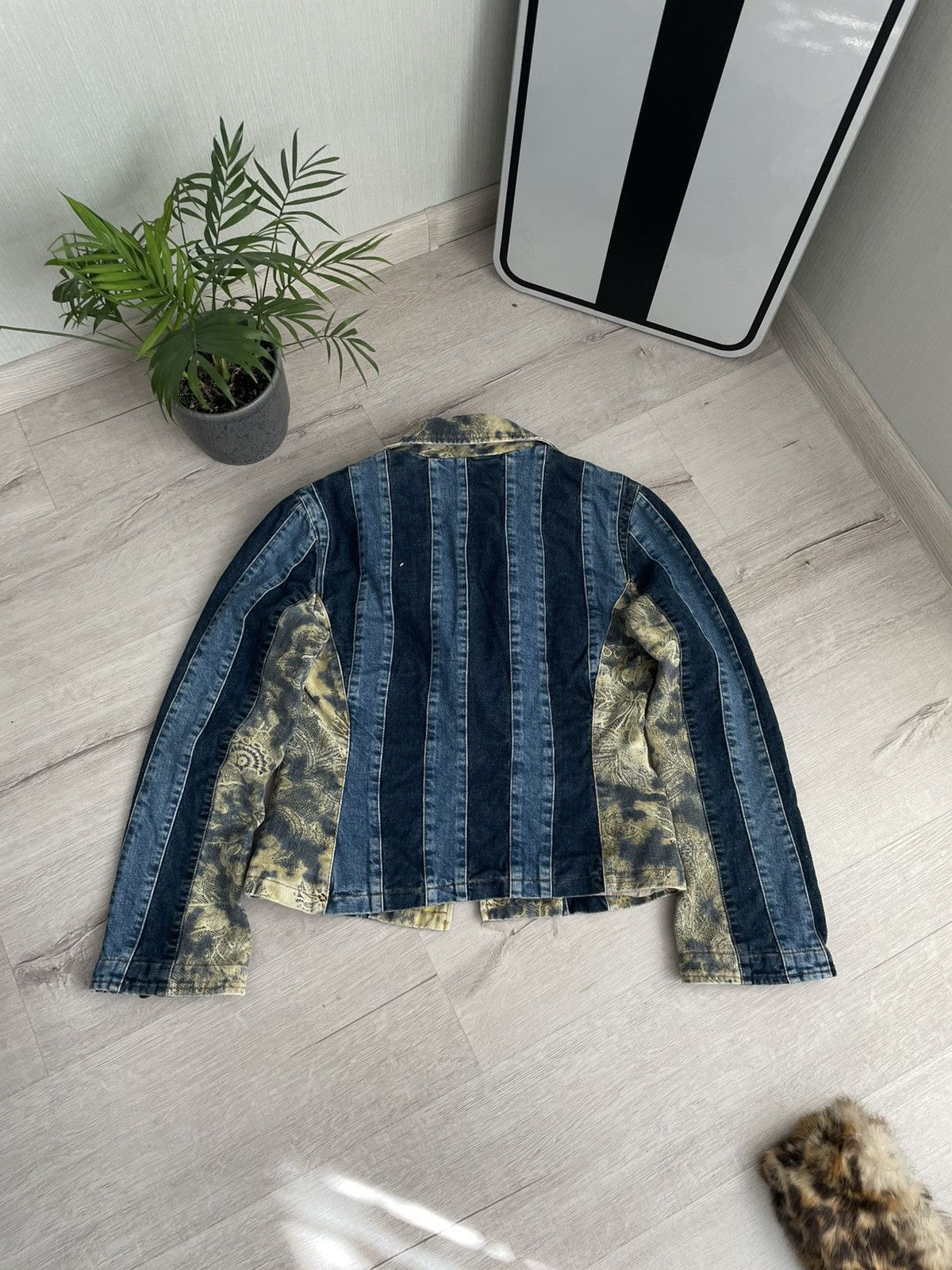 Designer × Voyage Crazy Cyber Y2k Denim Jacket Voyage Passion Faux Fur Blazer Size M / US 6-8 / IT 42-44 - 4 Thumbnail