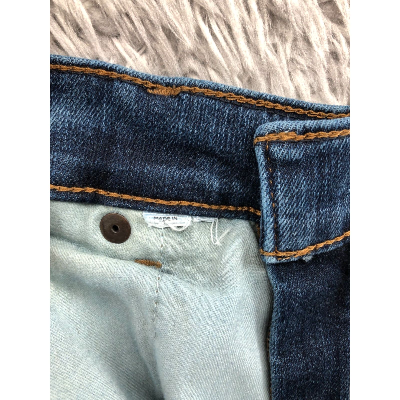 Loft LOFT Jeans Skinny Loft Regular Size 12 Womens Medium Wash Blue 5-Pocket Denim Zip Button Belt Loops Inseam 29 in High Rise Cotton Brand: LOFT Women's Size 34" / US 12 / IT 48 - 7 Thumbnail