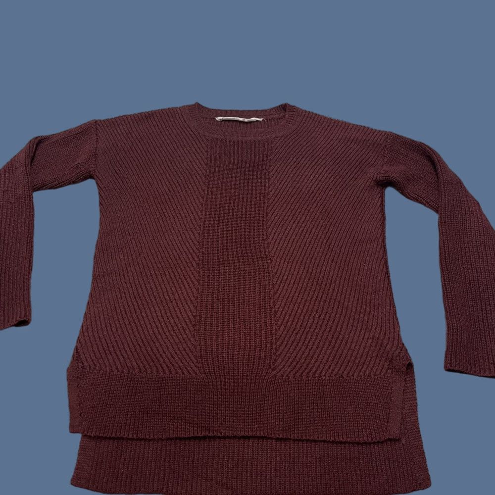 Athleta Athleta Sweater Burgundy 45% Merino Extra Fine Wool Sz XS Size XS / US 0-2 / IT 36-38 - 1 Thumbnail