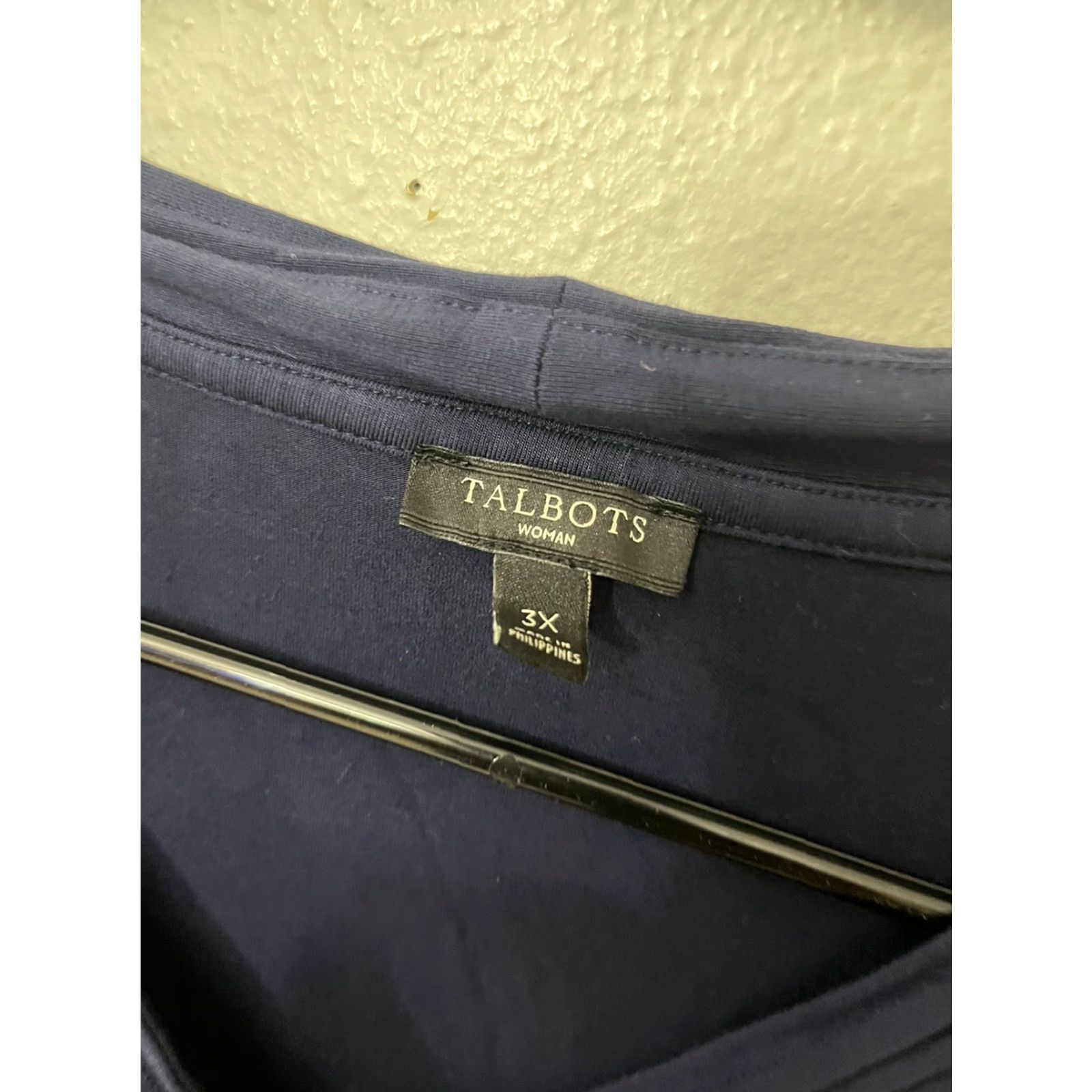 Talbots VINTAGE Talbots Blouse Shirt Women's 3X Navy Long Sleeve V-Neck Pullover Lyocell Rayon Spandex Plus Size Navy Blue Womens 3X Size XXL / US 16-18 / IT 52-54 - 2 Thumbnail