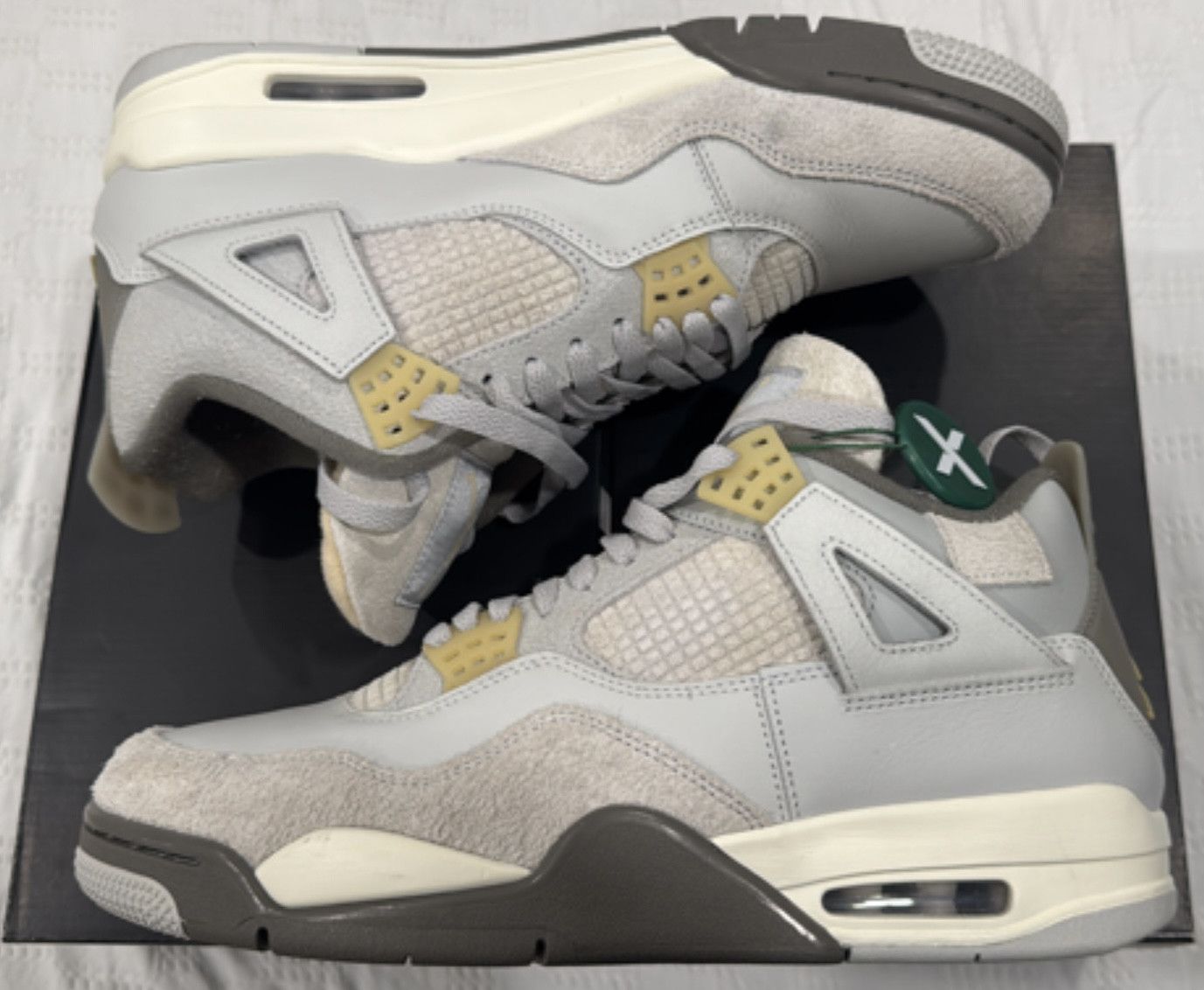 Jordan Brand Air Jordan 4 Retro SE Craft Photon Dust Size US 11 / EU 44 - 2 Thumbnail