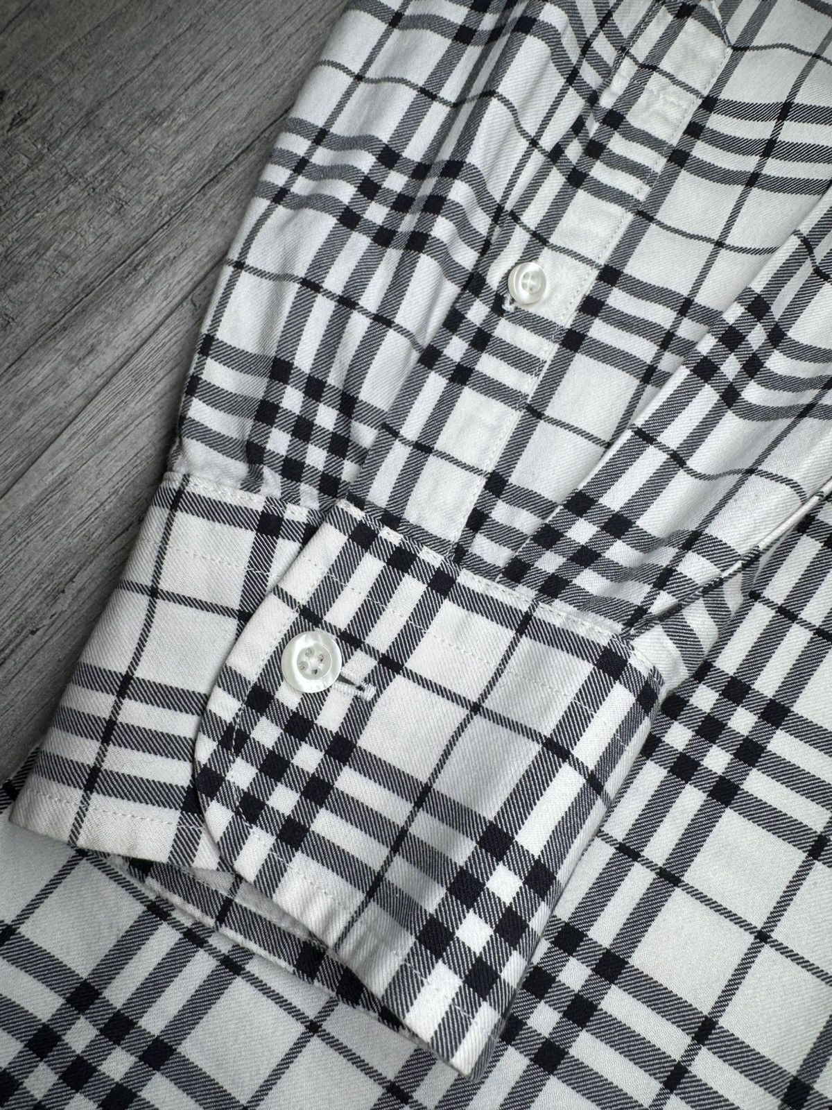 Burberry Burberry shirt nova check prosum XL Size US XL / EU 56 / 4 - 4 Thumbnail