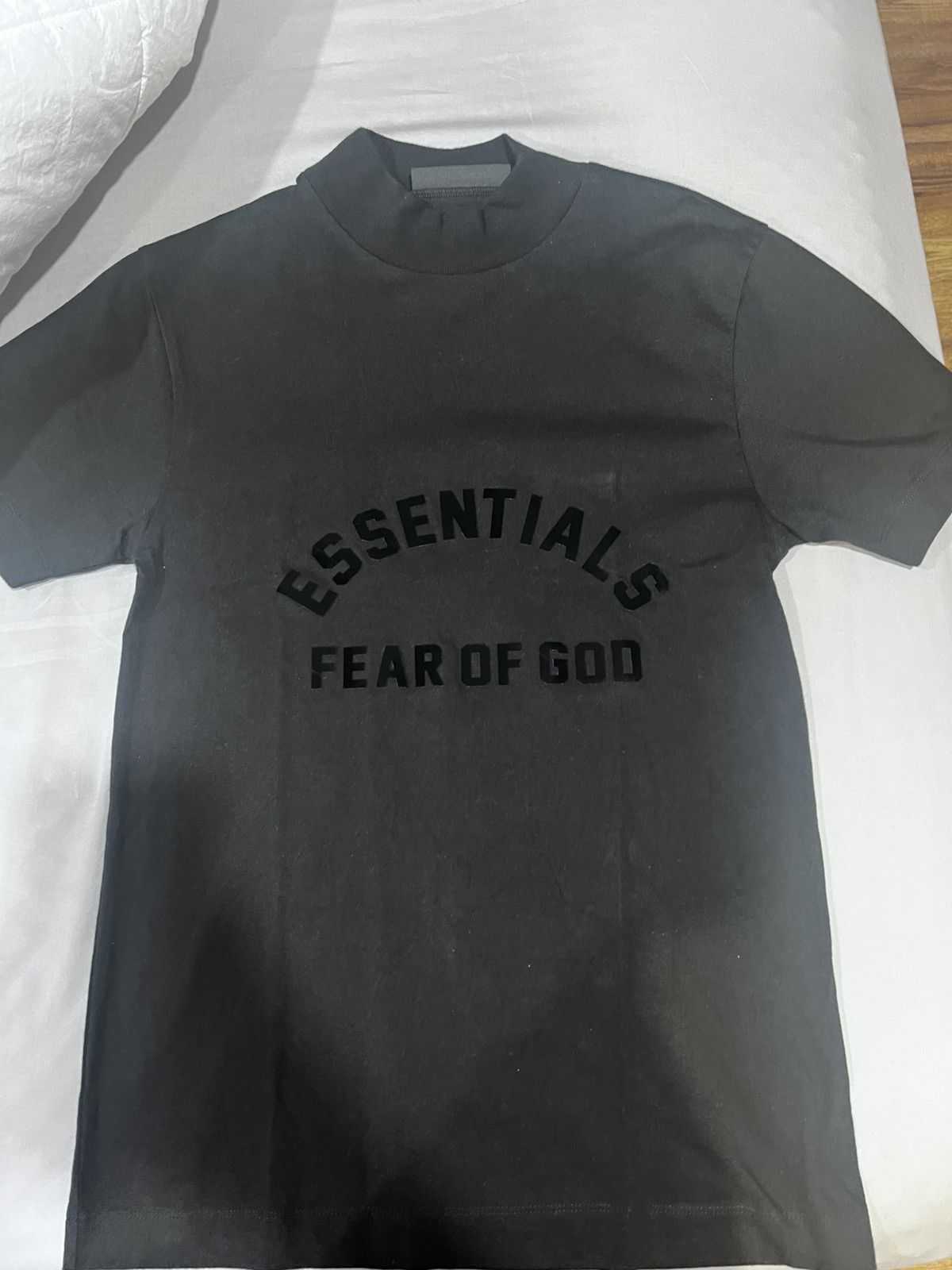 Fear of God All black essentials t shirt by fear of god hi neck Size US S / EU 44-46 / 1 - 1 Thumbnail