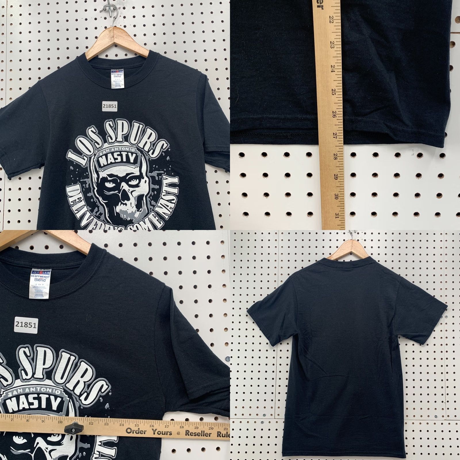 Jerzees Spurs Shirt Black Delivering The Nasty Skull Adult Small 16.5x27 Size US S / EU 44-46 / 1 - 9 Thumbnail