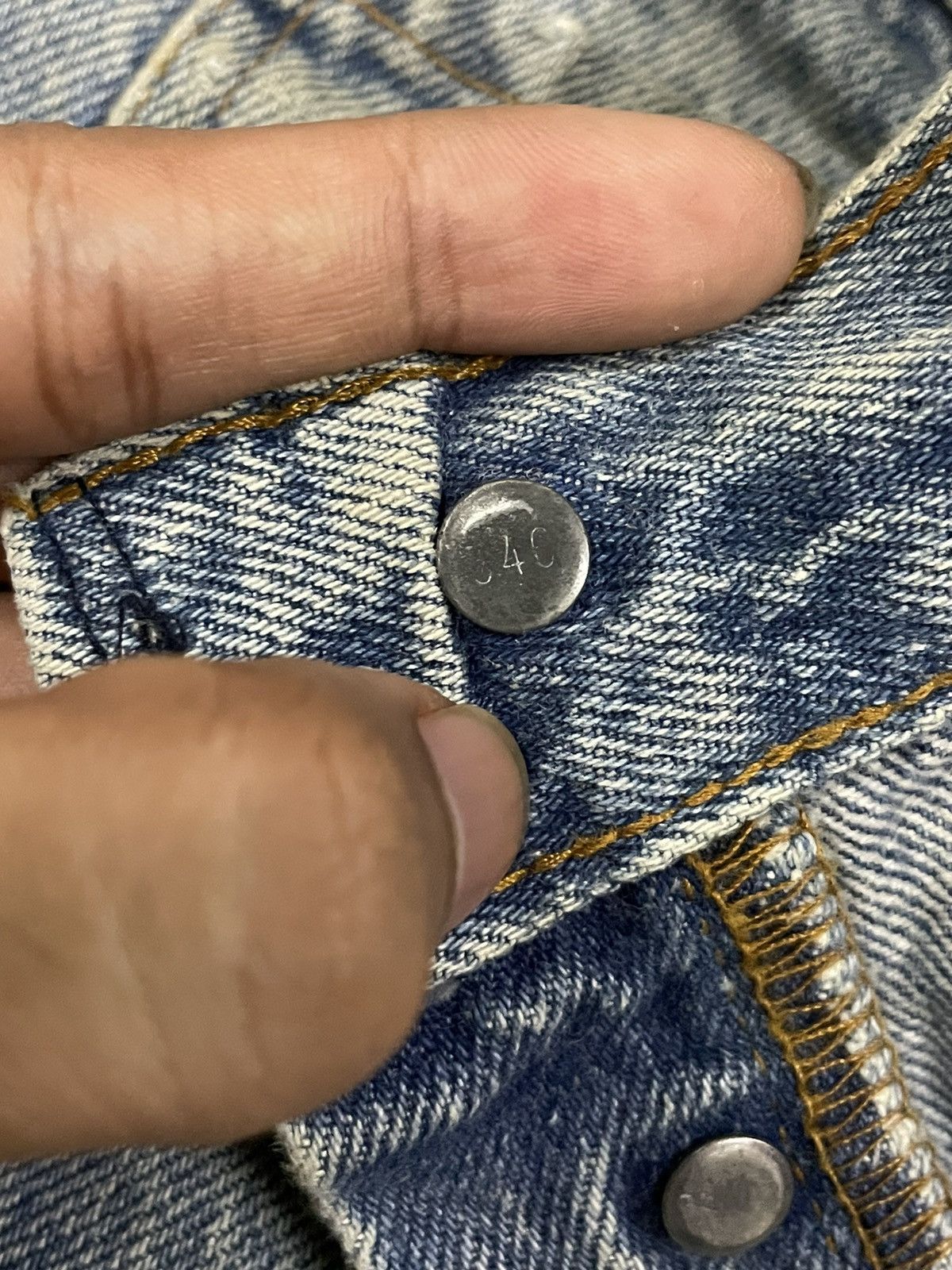 Levi's Vintage Clothing Vintage 80s Levi’s 501 Straight Cut Blue Wash Denim #546 Size US 31 - 17 Thumbnail
