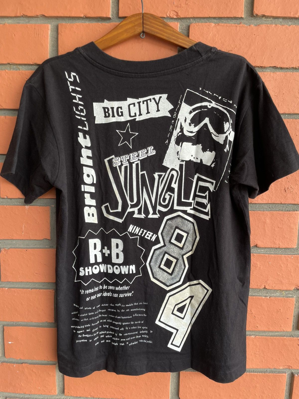 Band Tees Vintage The Clash Band Tour Out Of Control tour 1984 Size M Size US M / EU 48-50 / 2 - 10 Thumbnail