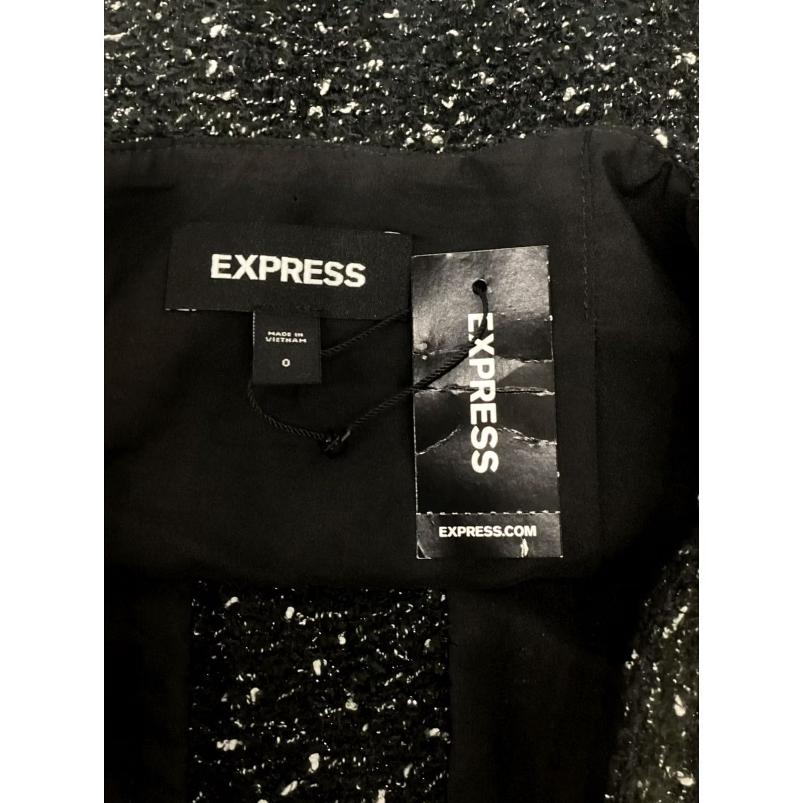Express Express Skirt Womens 0 Black Button Size 25" / US 0 / IT 36 - 4 Thumbnail