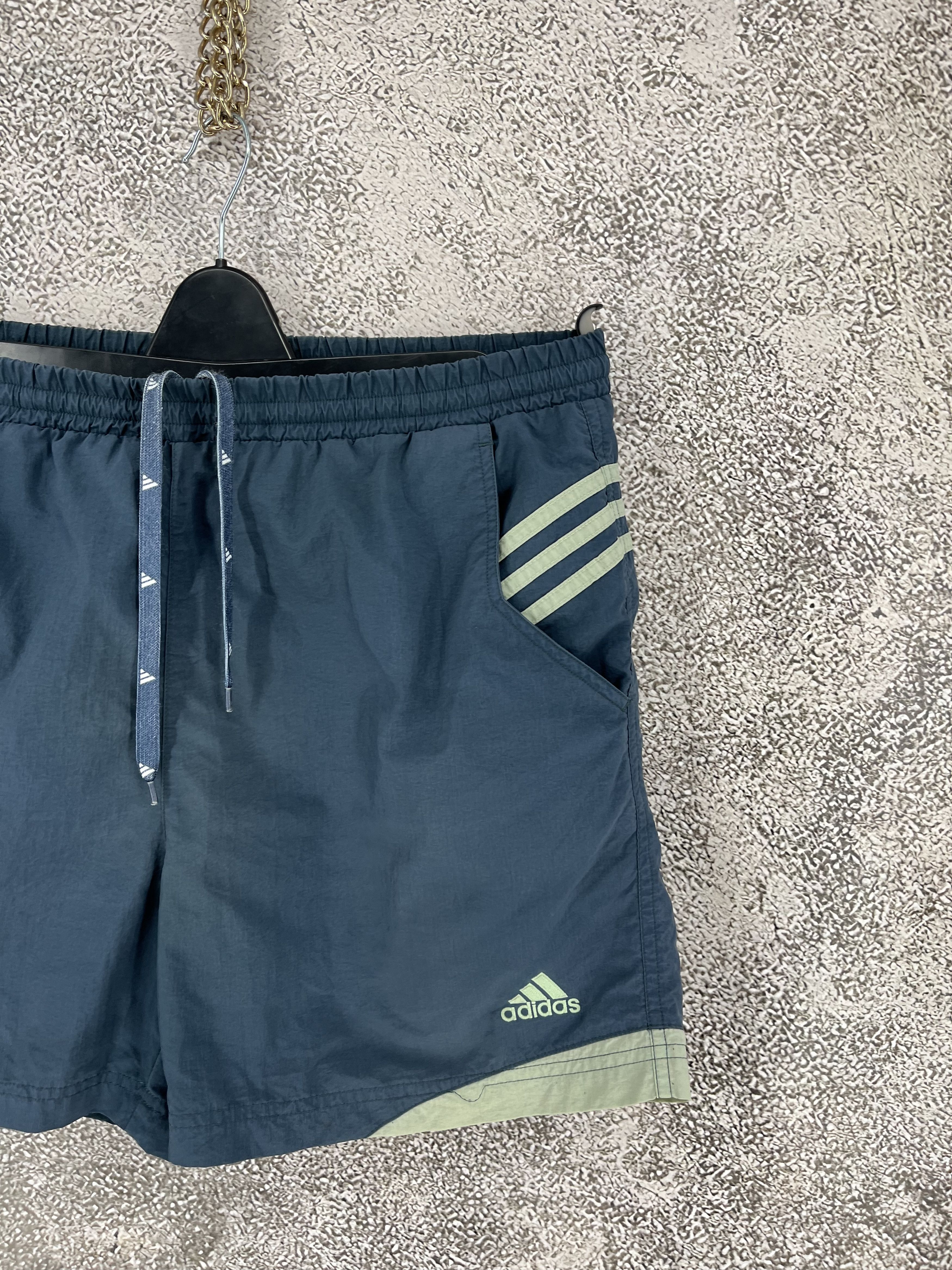 Adidas Vintage Adidas Shorts 90s Y2K USA Style SIZE-M Size US 32 / EU 48 - 5 Thumbnail