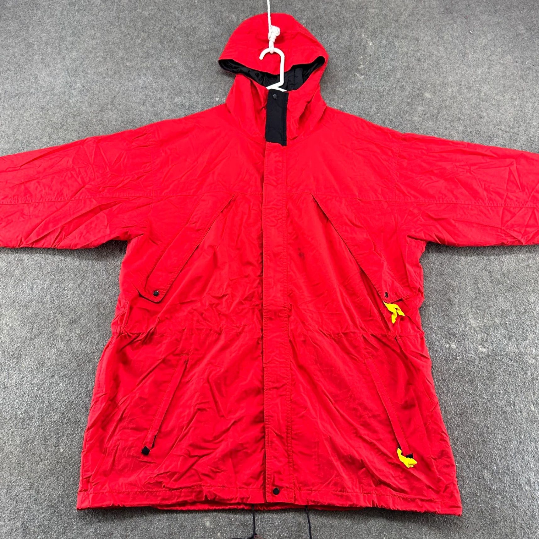 Marlboro VINTAGE Marlboro Jacket Mens XL Windbreaker Hooded Nylon Red Black Logo 90s Winter Spring Fall Casual Workwear Size US XL / EU 56 / 4 - 4 Thumbnail