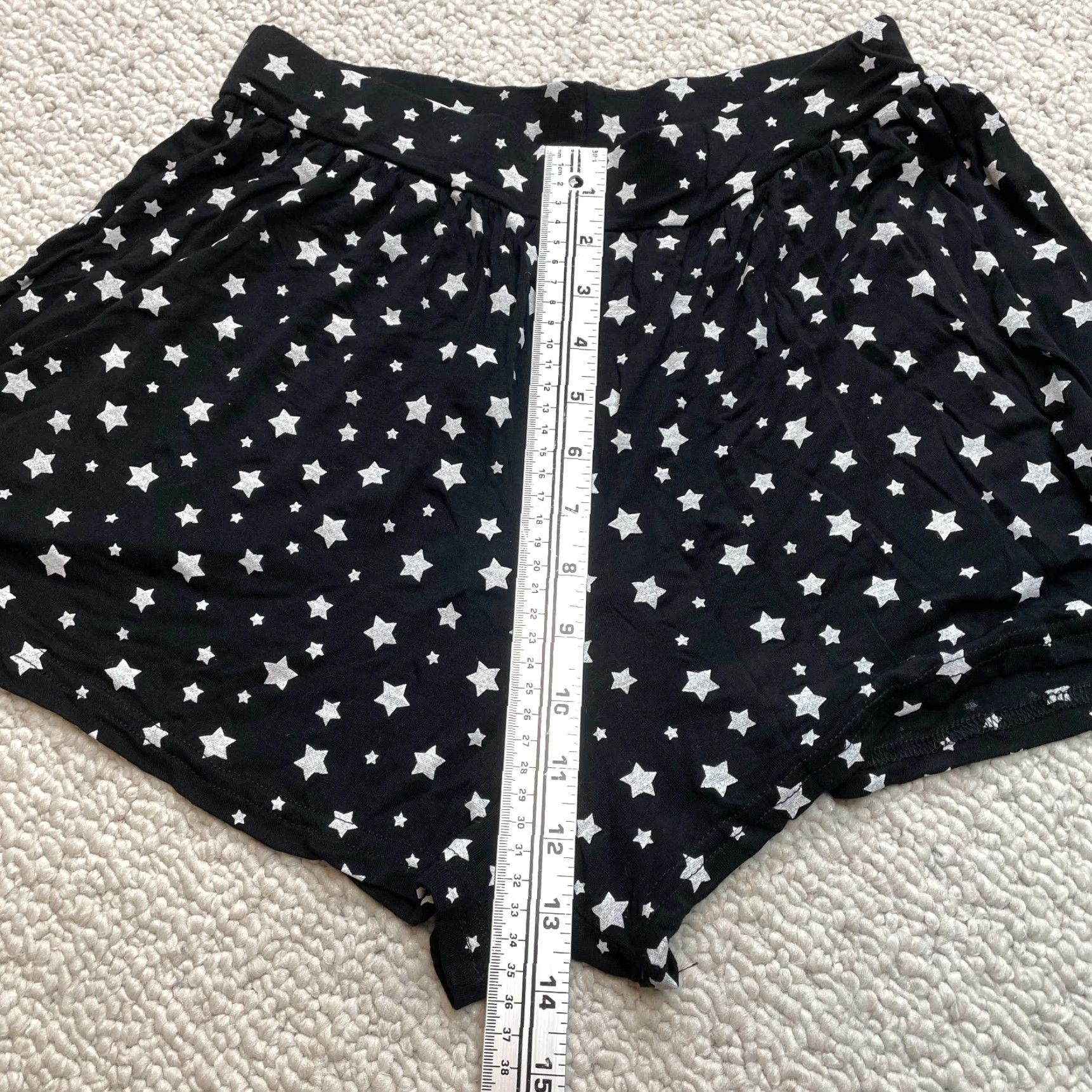 Boohoo Boohoo Star Print Flippy Sweat Shorts Womens 8 Black Lounge Sweat New NWT Size 30" / US 8 / IT 44 - 4 Thumbnail