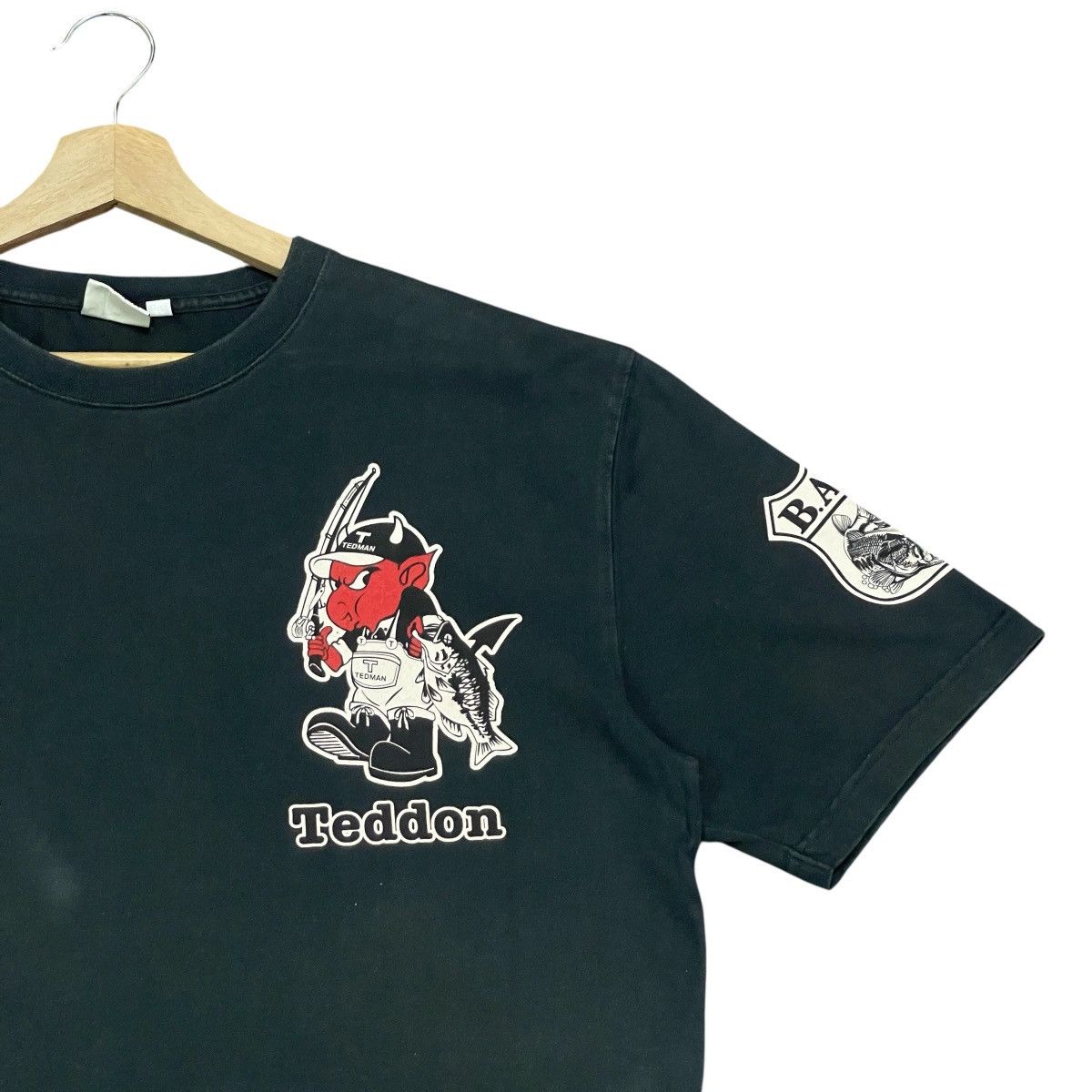 Tedman Vintage Ted Company Red Devil Bass Fishing Graphic T-Shirt Size US S / EU 44-46 / 1 - 12 Thumbnail