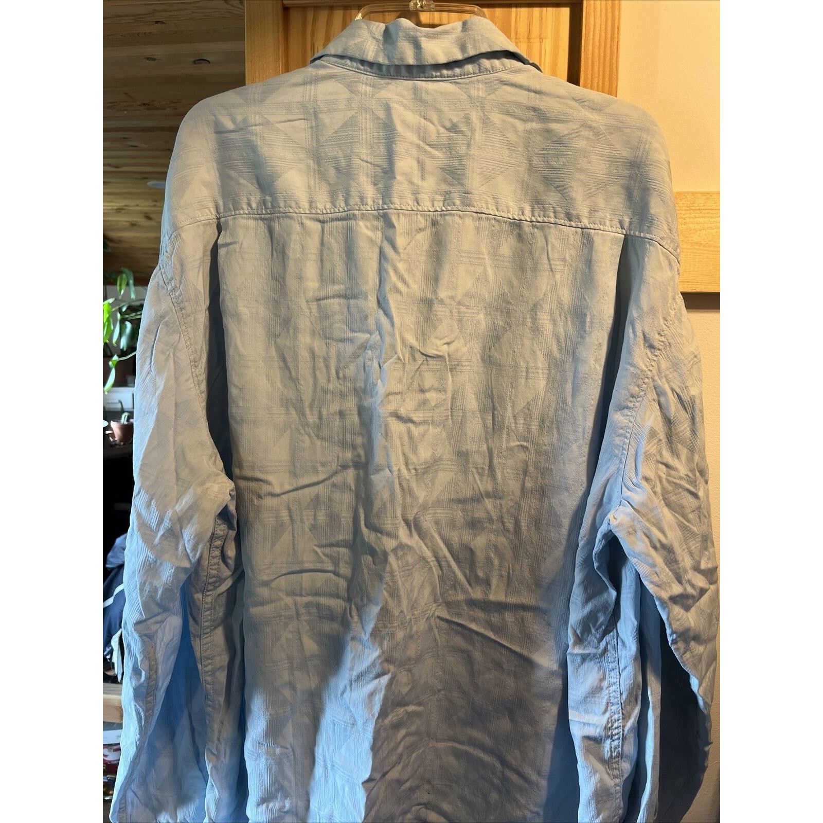 Tommy Bahama Tommy Bahama Men’s XL Light Blue LS Button Silk Blend Shirt Size US XL / EU 56 / 4 - 8 Thumbnail