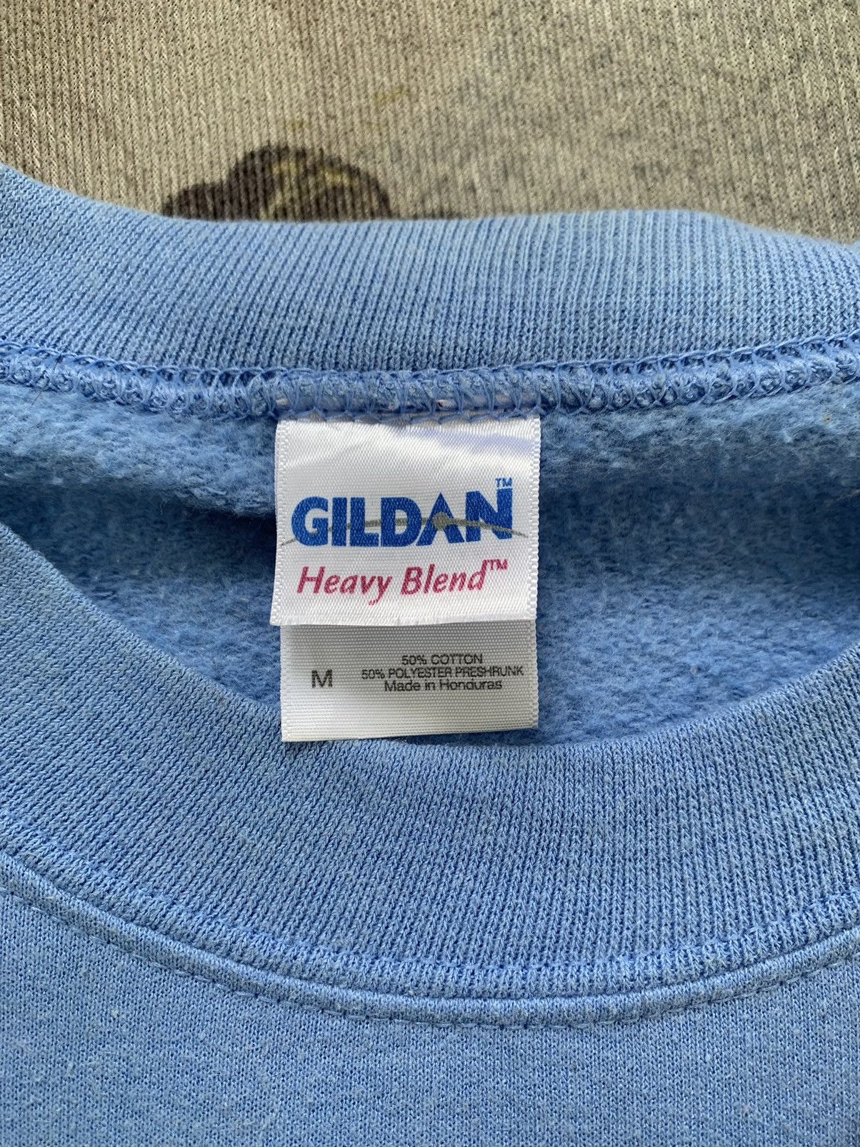 Gildan × Vintage Vtg Strawberry Festival 2011 Sweatshirt by Gildan Size US M / EU 48-50 / 2 - 12 Thumbnail