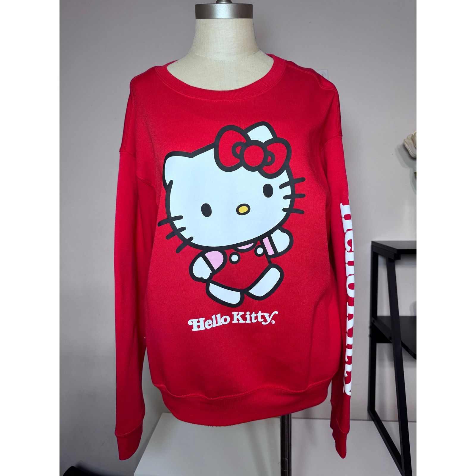 Unknown London Sanrio Hello Kitty Hybrid Apparel Crewneck Sweatshirt USED Size XL / US 12-14 / IT 48-50 - 1 Thumbnail