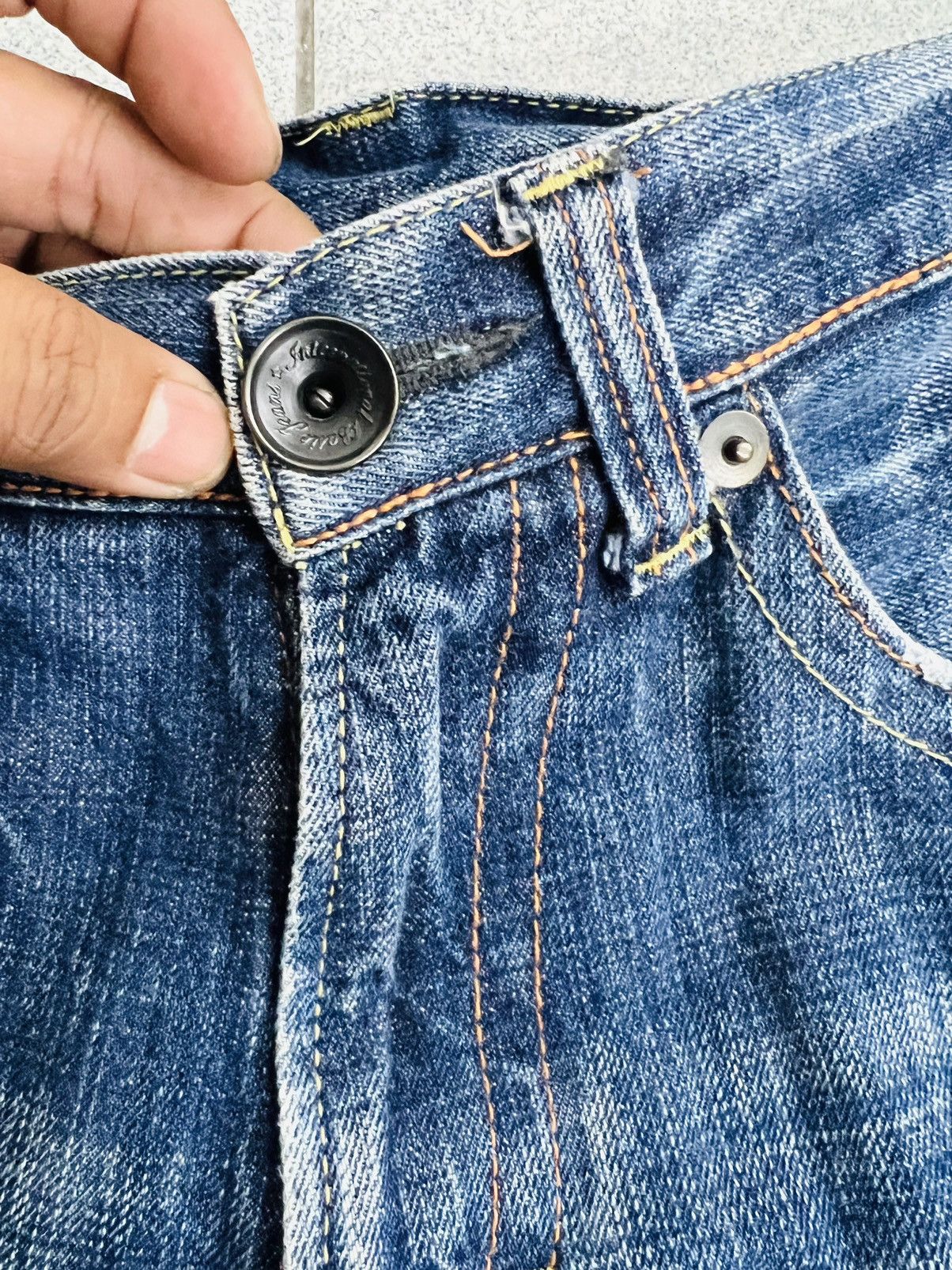 Japanese Brand × Uniqlo RARE Uniqlo UJ Distressed Selvedge Jeans Size US 30 / EU 46 - 4 Thumbnail