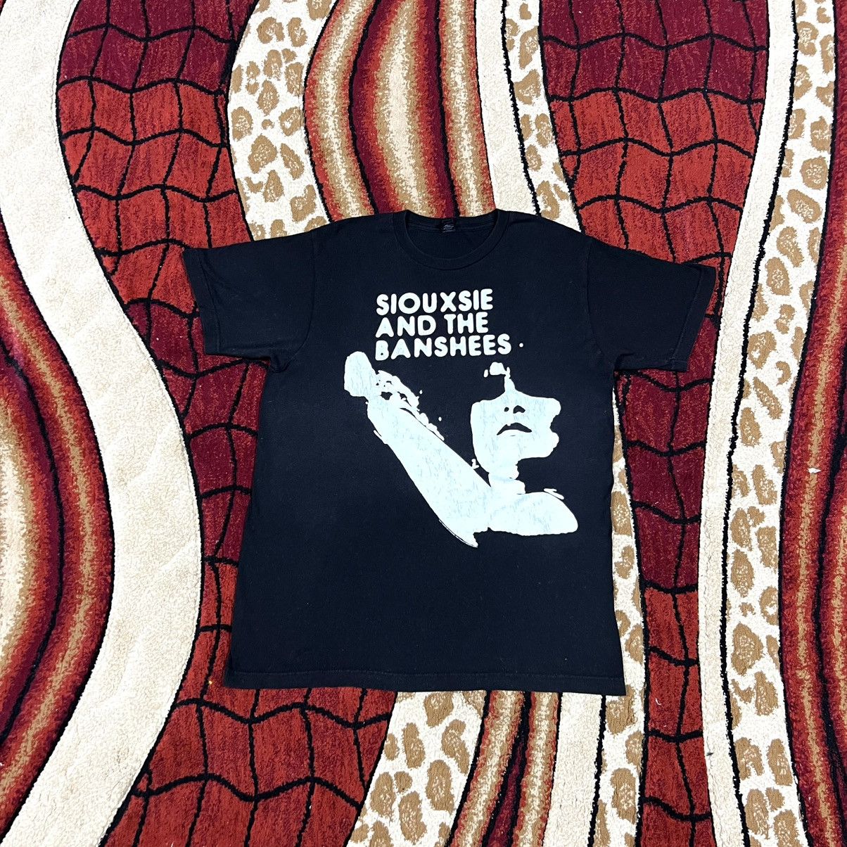 Band Tees Vintage 2011 Siouxsie And The Banshees Band T Shirt Size US L / EU 52-54 / 3 - 1 Thumbnail