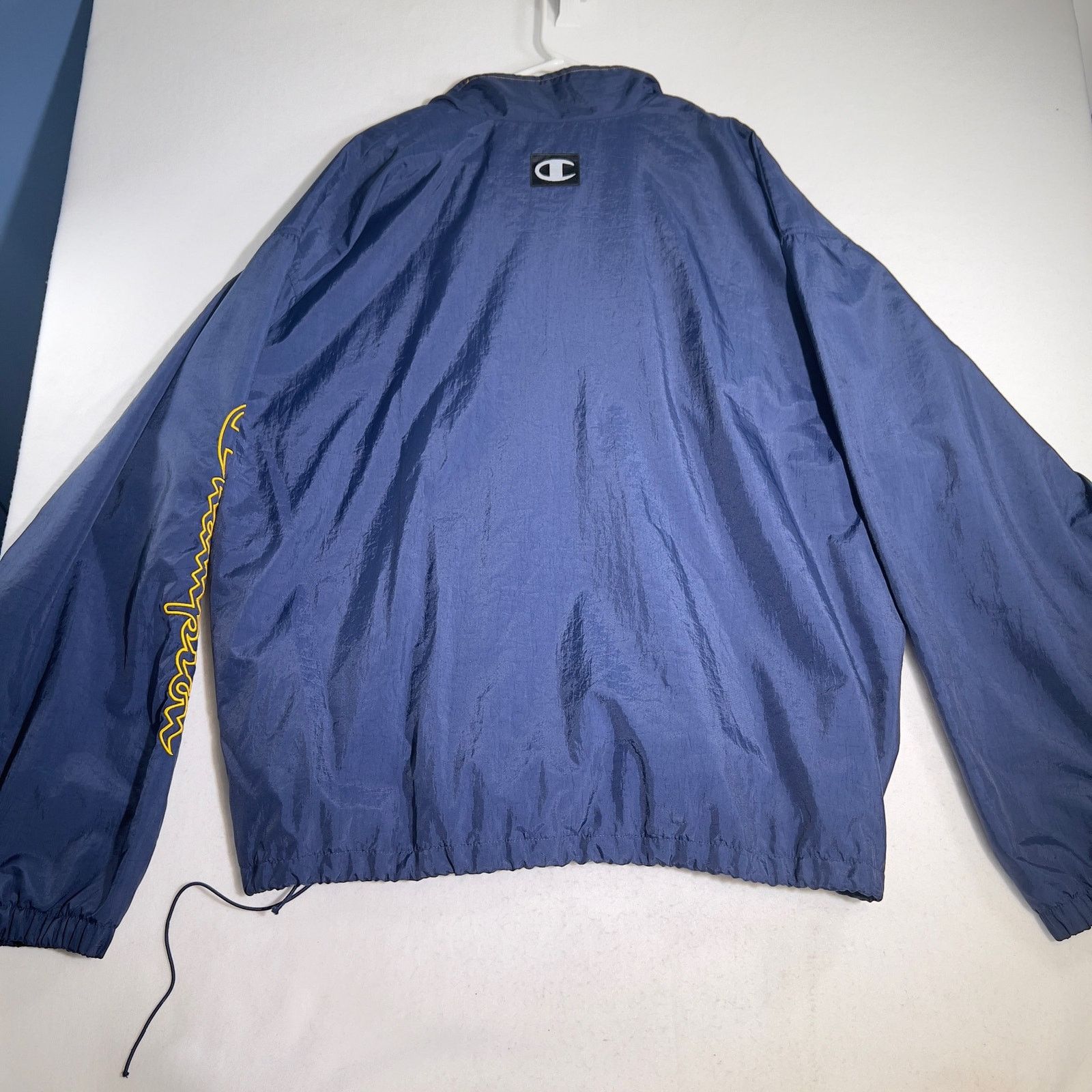 Champion Champion 1/2 Zip Pullover 2XL Vented Embroidered Logo Pocket Size US XXL / EU 58 / 5 - 4 Thumbnail