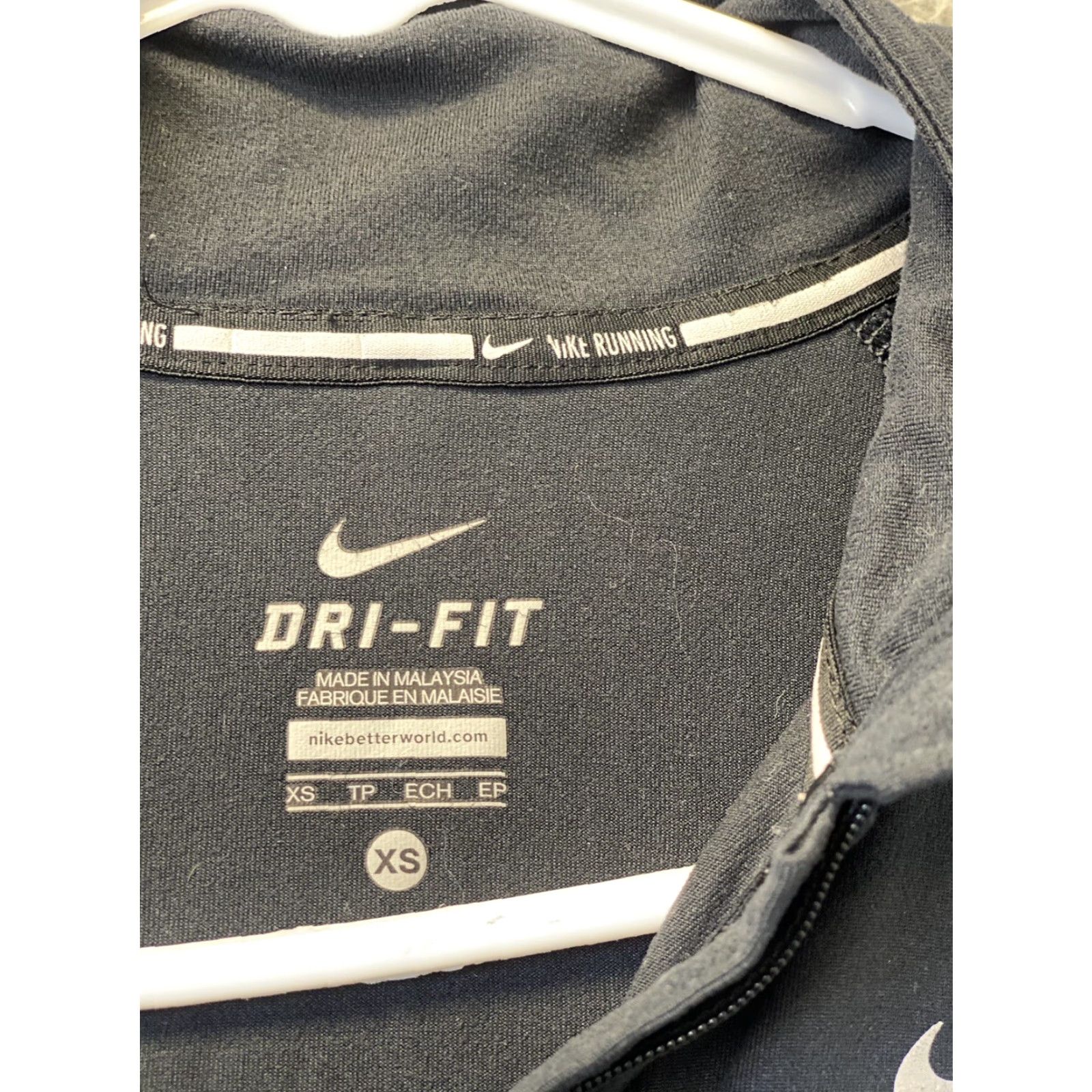 Nike Nike Dri-Fit Shirt Long Sleeve Women's Black Pullover / 101-37 XS Faded Black Long Sleeve Shirt Training Regular Brand Nike Women’s / 10137 Size XS / US 0-2 / IT 36-38 - 4 Thumbnail
