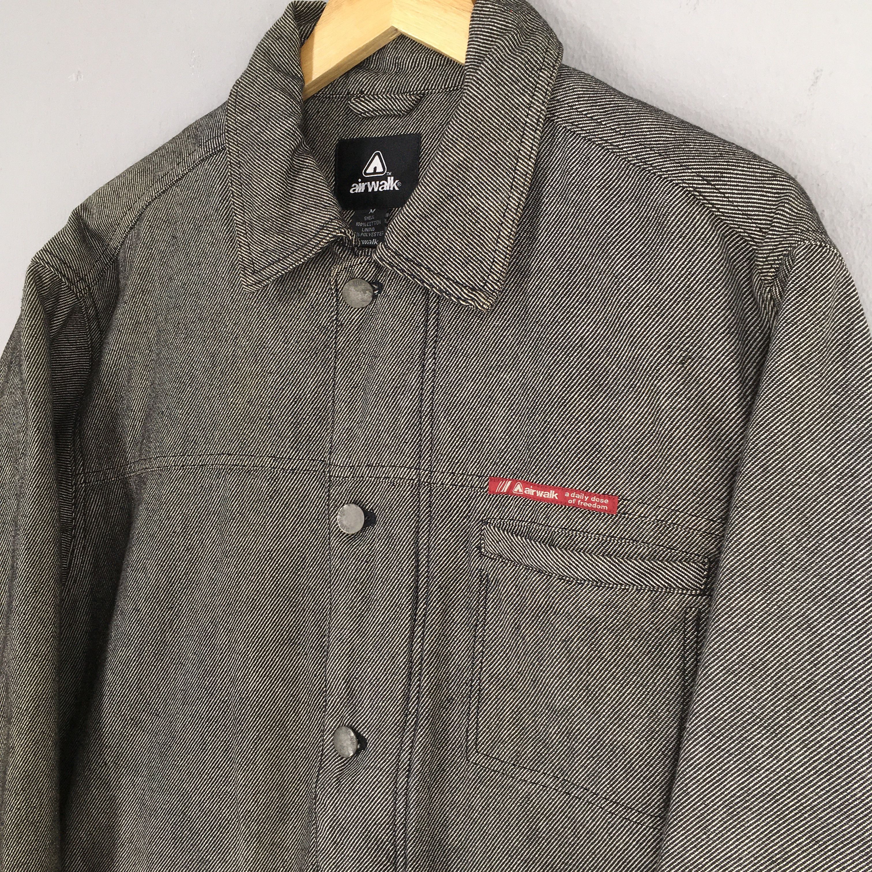 Airwalk Vintage Airwalk Denim Chore Workers Jacket Labour Medium Size US M / EU 48-50 / 2 - 3 Thumbnail