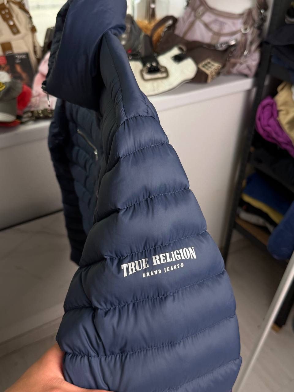 True Religion True Religion Lightweight Puffer Jacket Navy Blue - Size L Size US L / EU 52-54 / 3 - 8 Thumbnail