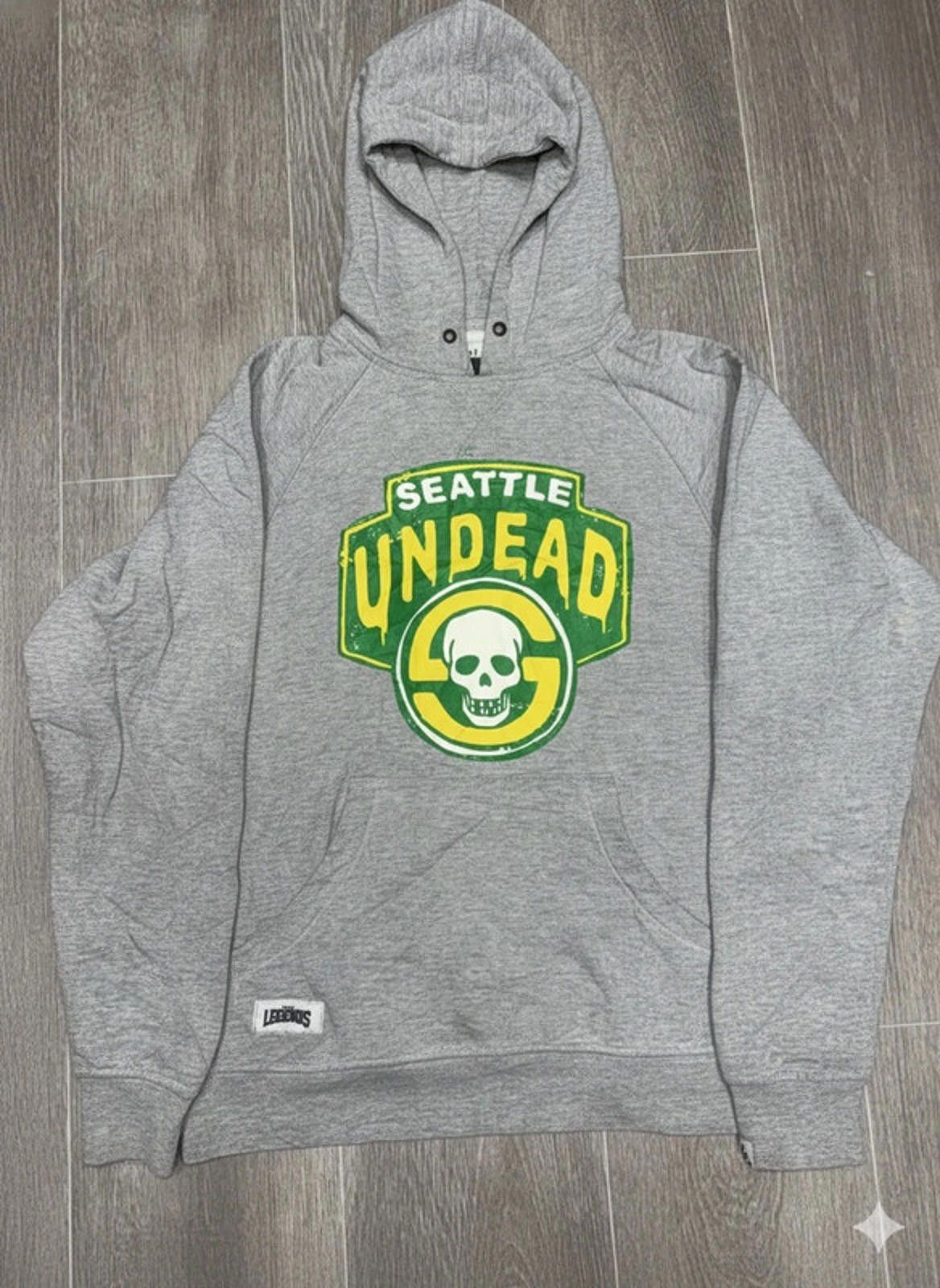 Vintage eattle Undead "Legends" Hoodie - Men's Size Medium Size US M / EU 48-50 / 2 - 1 Thumbnail