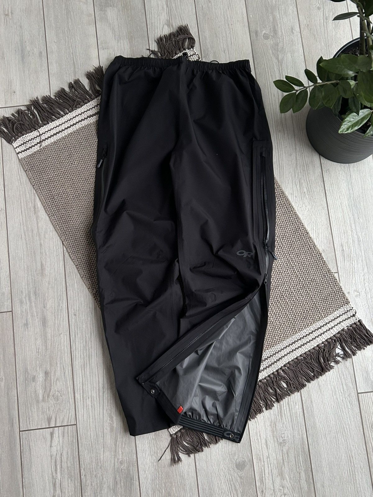 Goretex × Outdoor Research Outdoor Research Gore-tex Pants Gorpcore Hiking Techwear Size US 34 / EU 50 - 11 Thumbnail