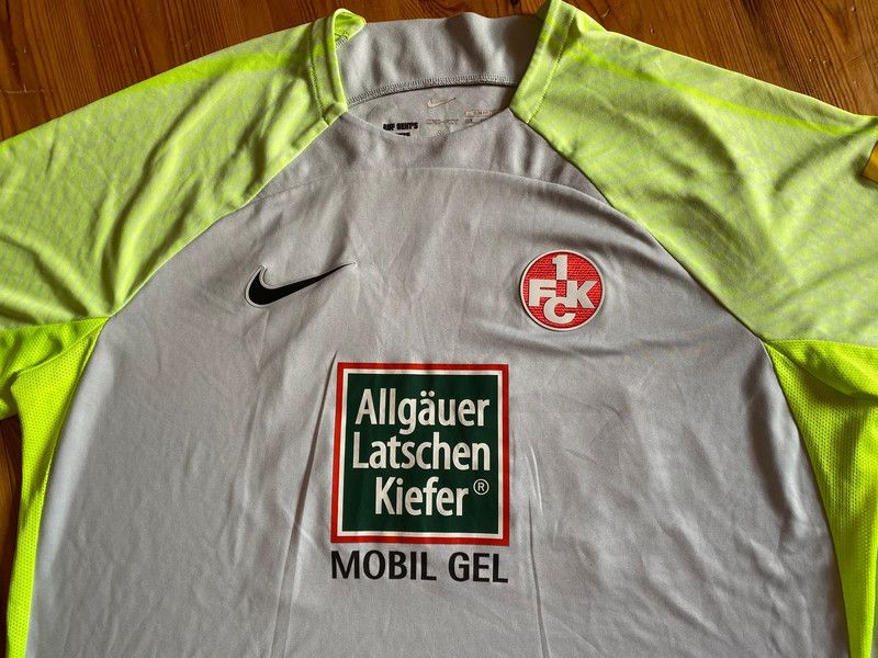 Nike Football shirt Kaiserslautern Size US XXL / EU 58 / 5 - 3 Thumbnail