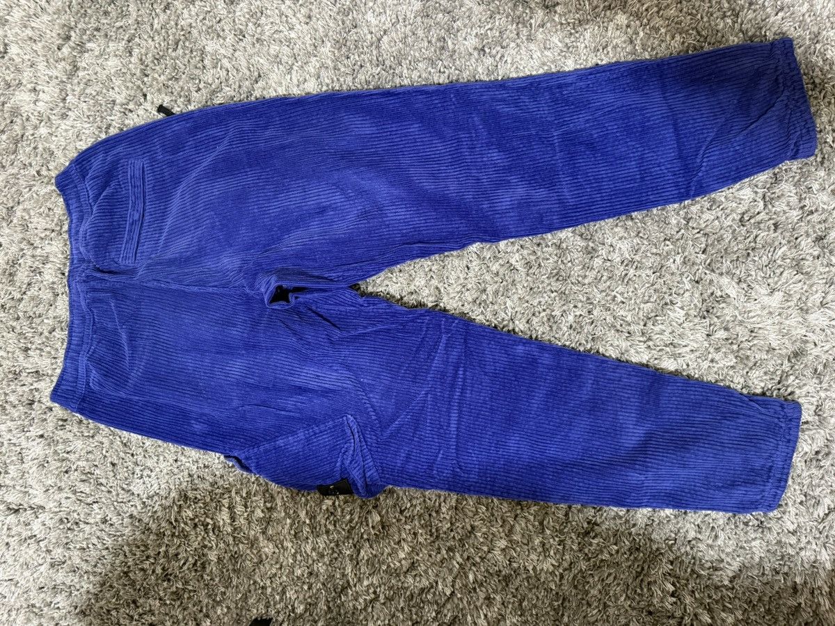 Stone Island Corduroy cargo pants Size US 31 - 8 Thumbnail