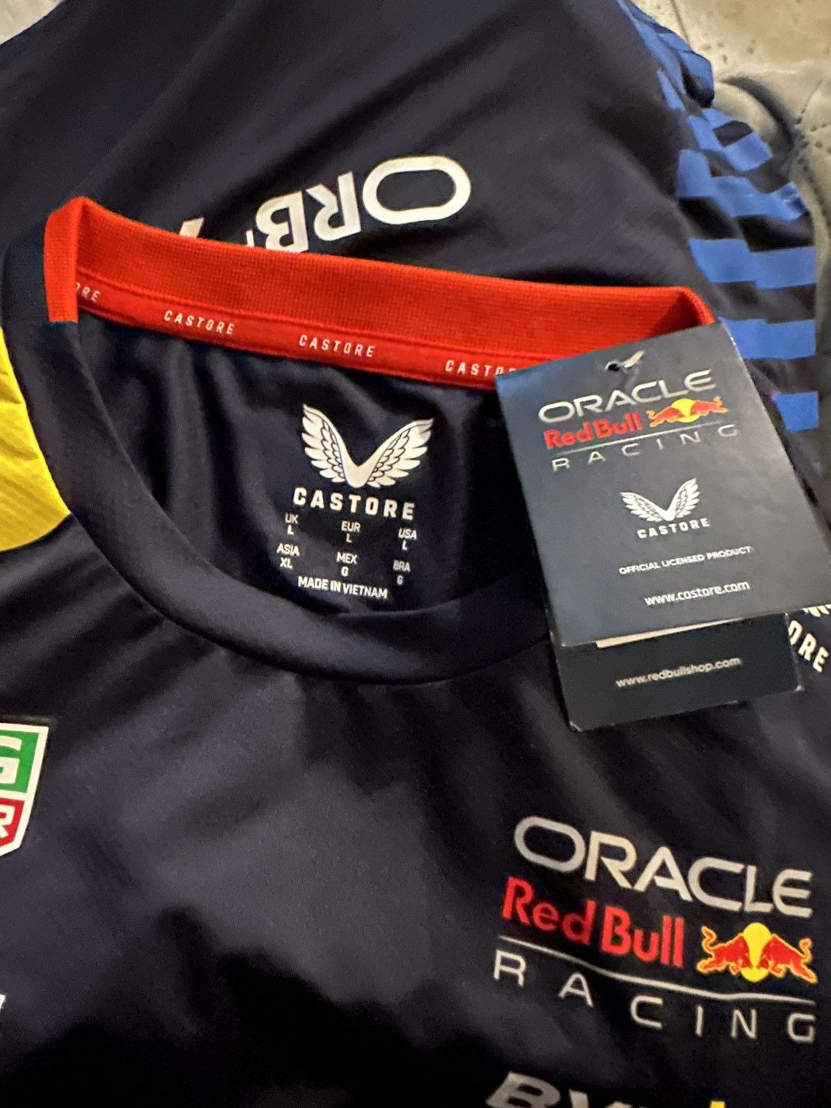 Castore Sports T-shirt from Grand Prix 2025 Size US L / EU 52-54 / 3 - 3 Thumbnail