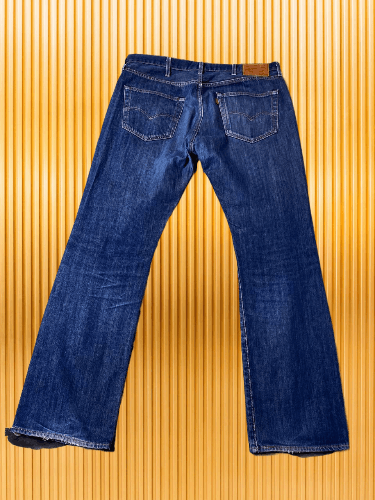 Levi's × Vintage Vintage Levi’s Faded 501 Mid Wash Jeans Size US 38 / EU 54 - 1 Thumbnail