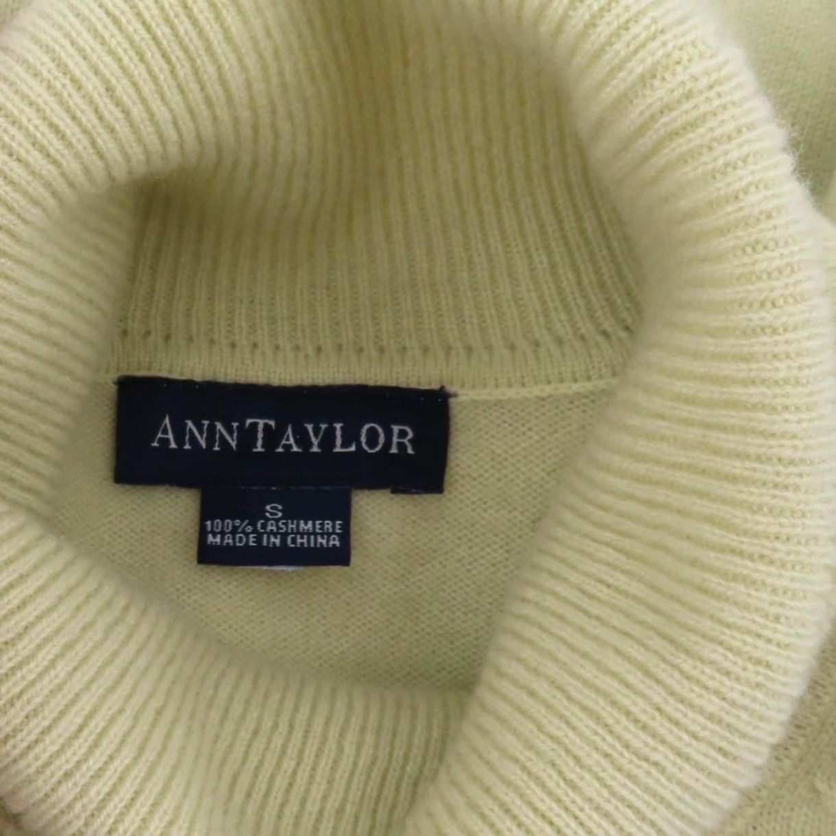Ann Taylor Ann Taylor Womens Small Cashmere Light Green Yellow Turtleneck Knit Sweater Top Size S / US 4 / IT 40 - 7 Thumbnail