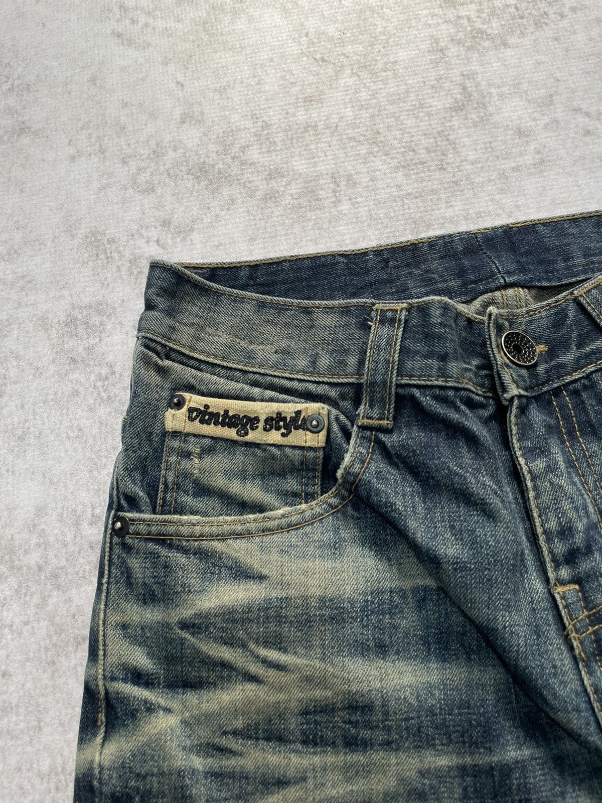 2000s vintage style japan acid wash denim Y2k style