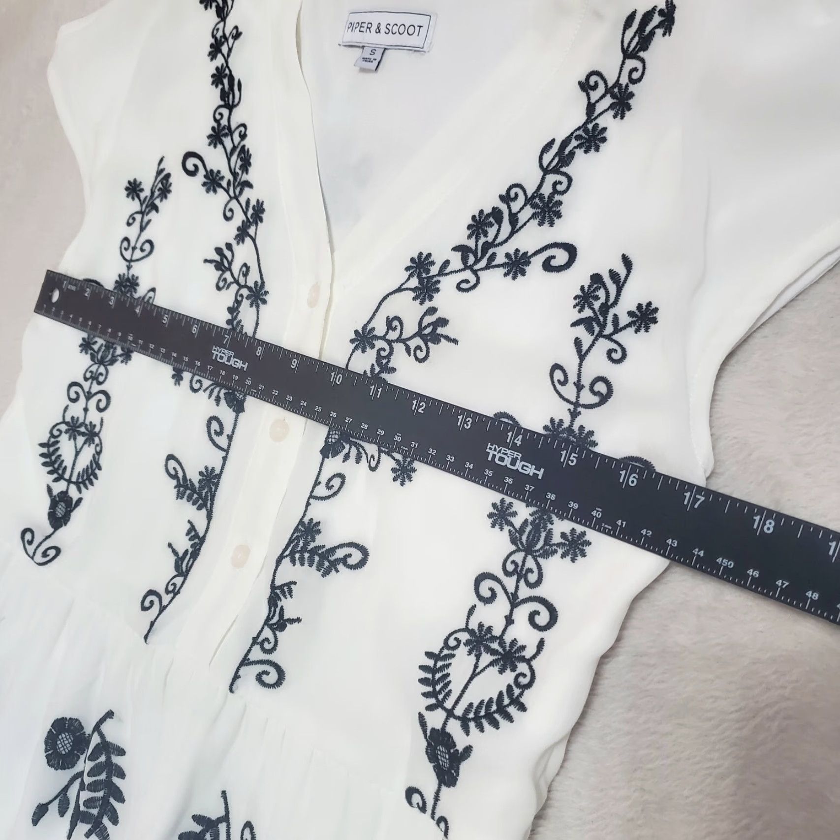 Vintage Piper & Scoot Dress Women S White Floral Embroidered Cap Sleeve Midi V-Neck Side Zip Casual Wedding Party/Cocktail Cottagecore Size S / US 4 / IT 40 - 7 Thumbnail