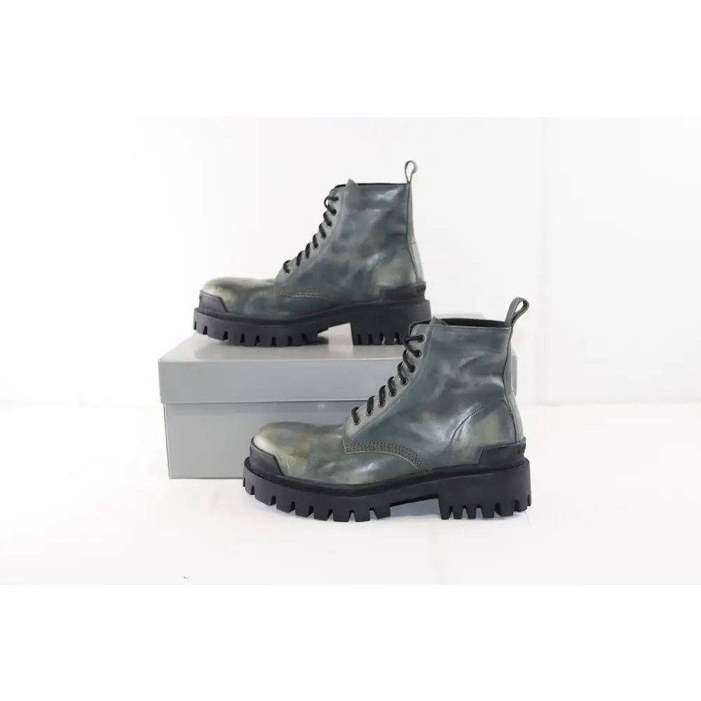 Balenciaga o1rshd1 Worn-Out Effect Leather Strike Bootie L20 in Khaki Size US 10 / EU 43 - 1 Thumbnail