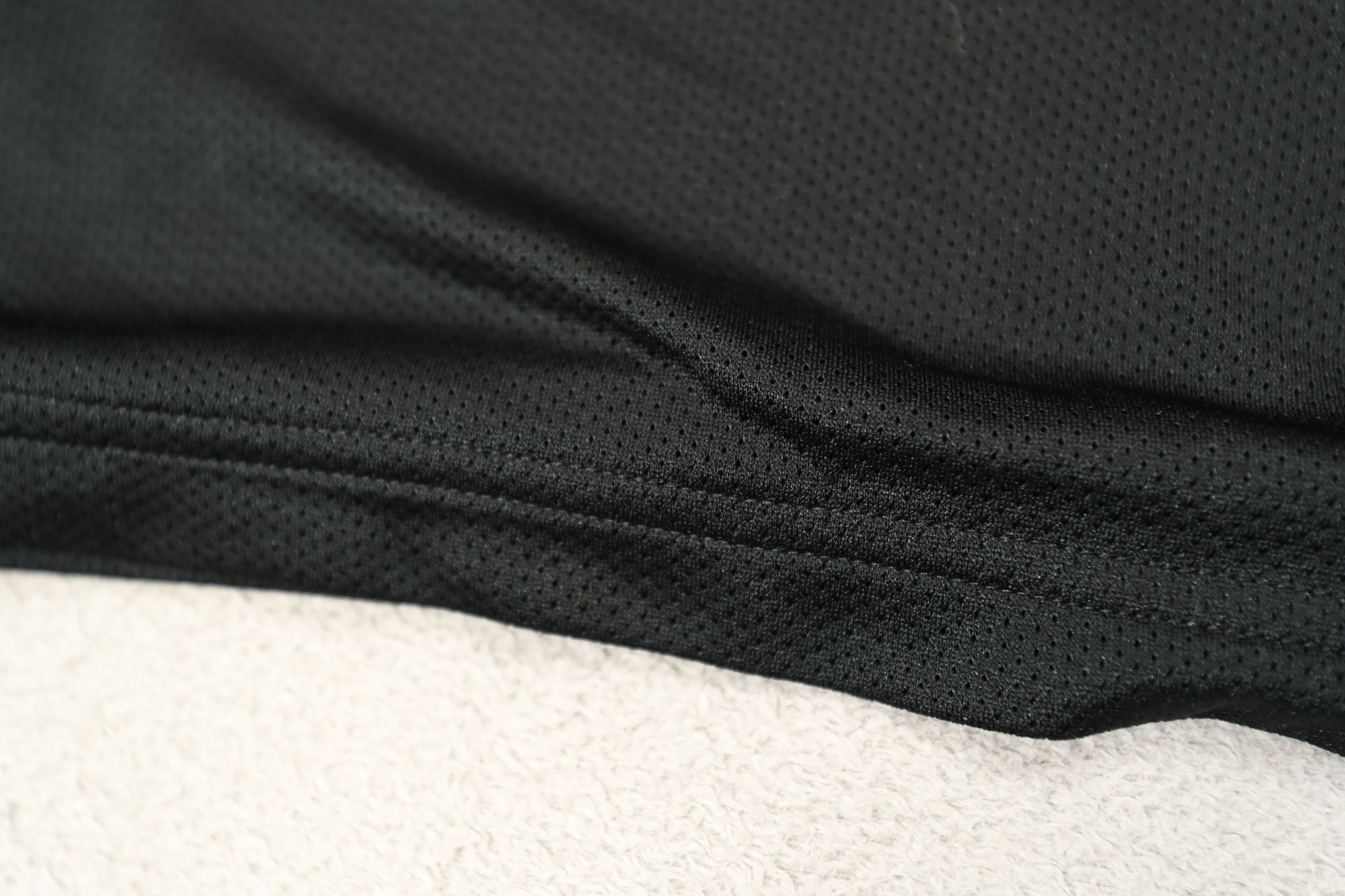 Nike Nike Black Athletic Polyester Shirt (L) Size US L / EU 52-54 / 3 - 12 Thumbnail