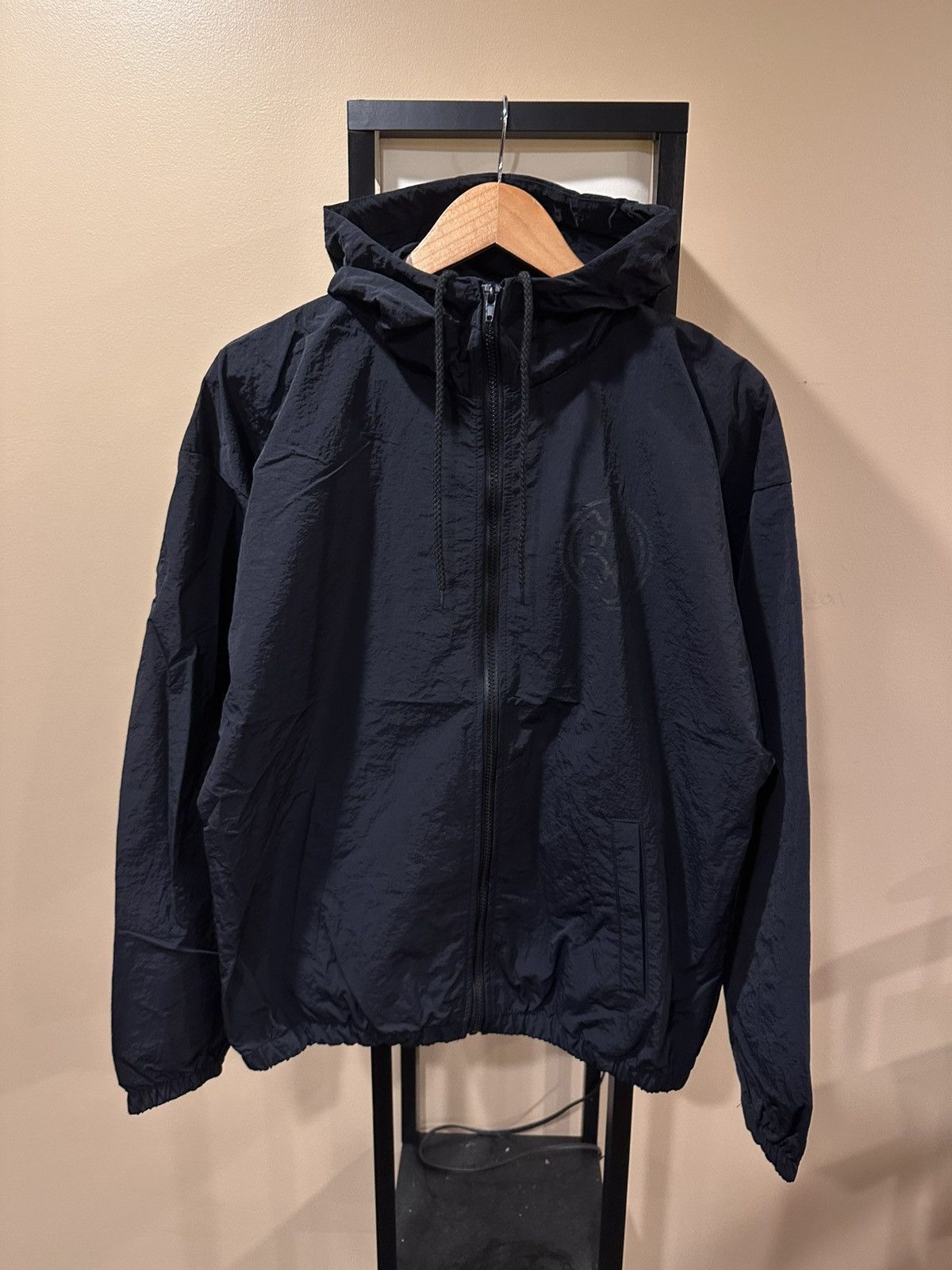 Yeezy Yeezy WB-01 04 Logo Black Windbreaker Nylon Zip Jacket Size US S / EU 44-46 / 1 - 7 Thumbnail