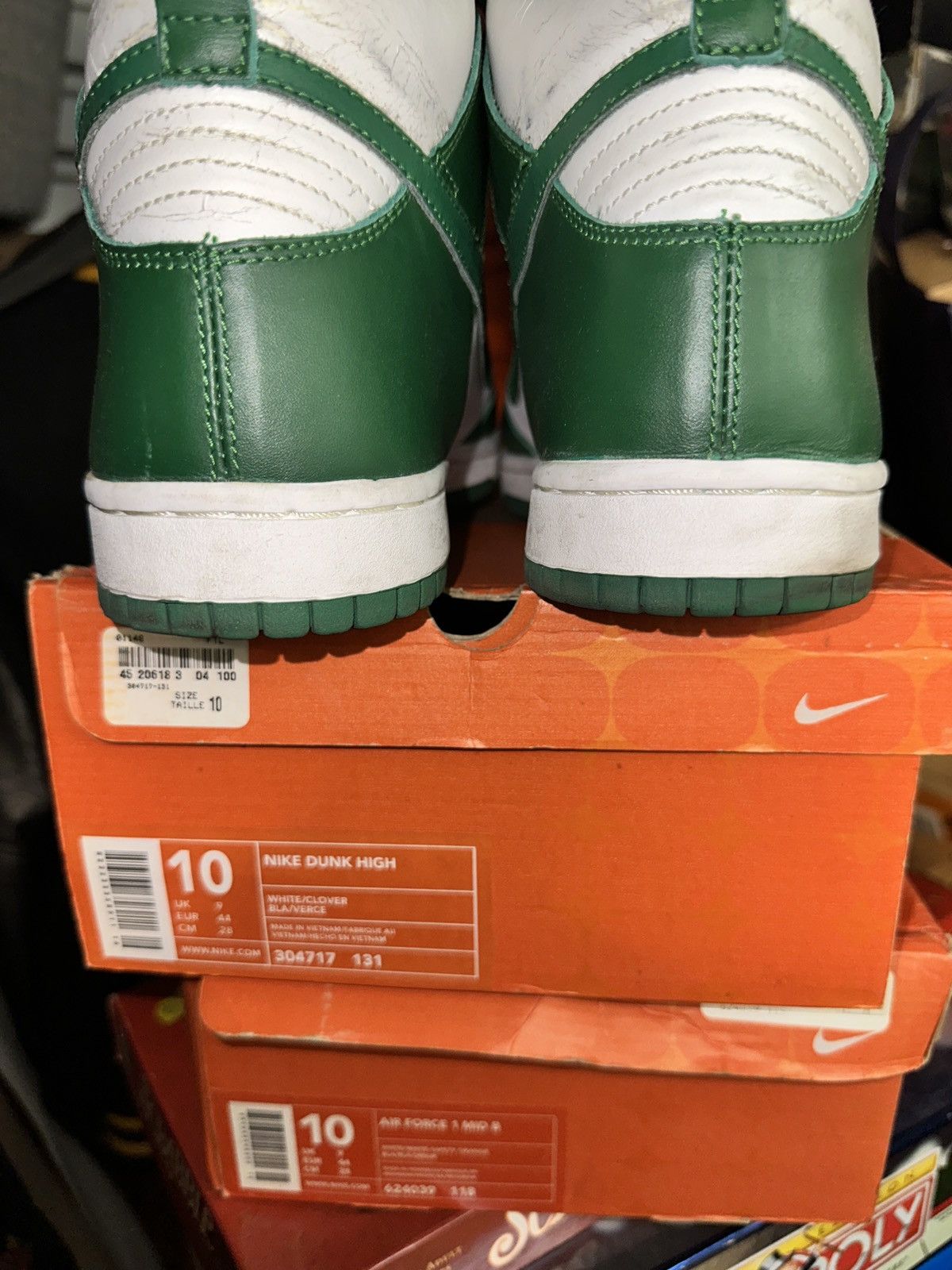 Nike Vintage Nike Dunk High 2003 Celtic Green (Michigan Spartans) Size US 10 / EU 43 - 10 Thumbnail