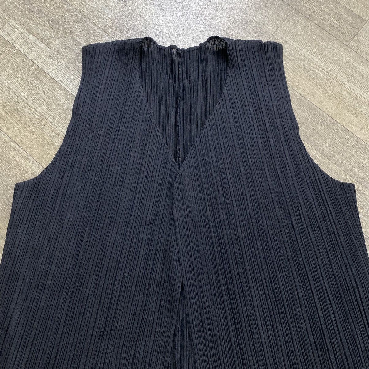Pleats Please Issey Miyake Vintage Pleats Please Issey Miyake Stretch Black Vest Size US S / EU 44-46 / 1 - 2 Thumbnail
