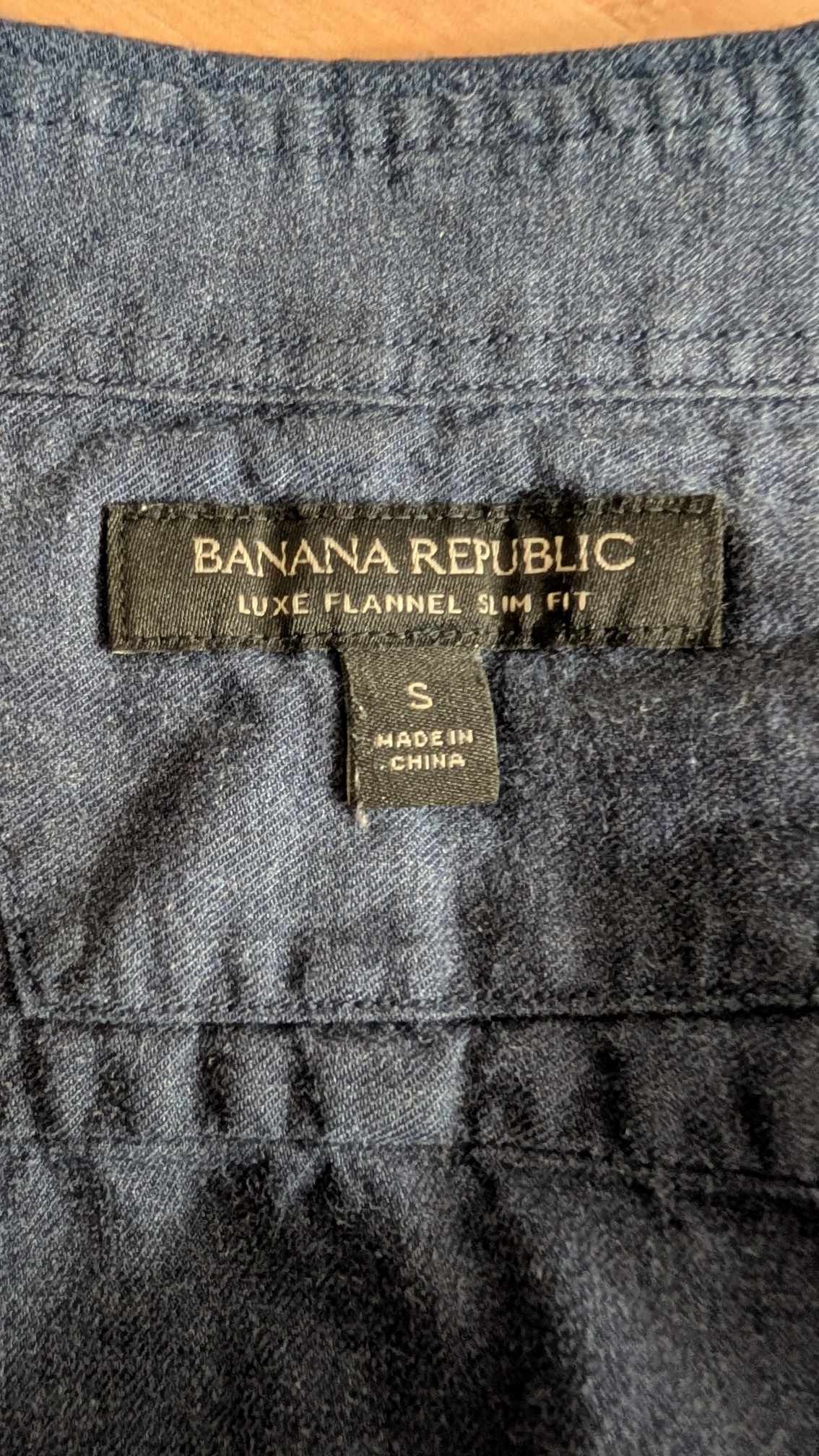 Banana Republic Banana Republic Dark Purple Button Up Shirt 100% Cotton Size US S / EU 44-46 / 1 - 3 Thumbnail