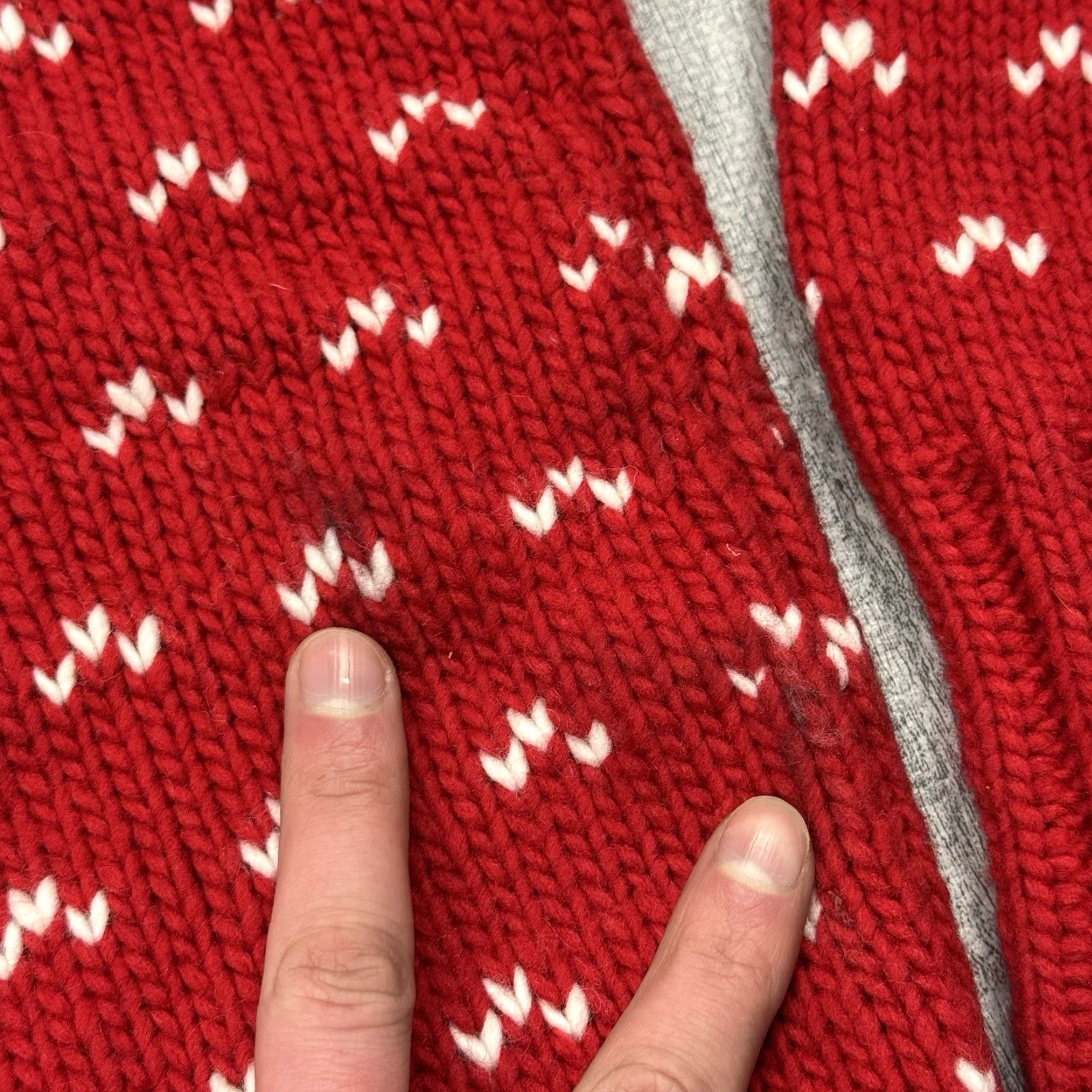 Vintage VINTAGE CHILLY DOG HAND KNIT RED NORDIC FAIR ISLE SWEATER Adult L/XL Heavy High Neck Pullover Mens Size US L / EU 52-54 / 3 - 6 Thumbnail