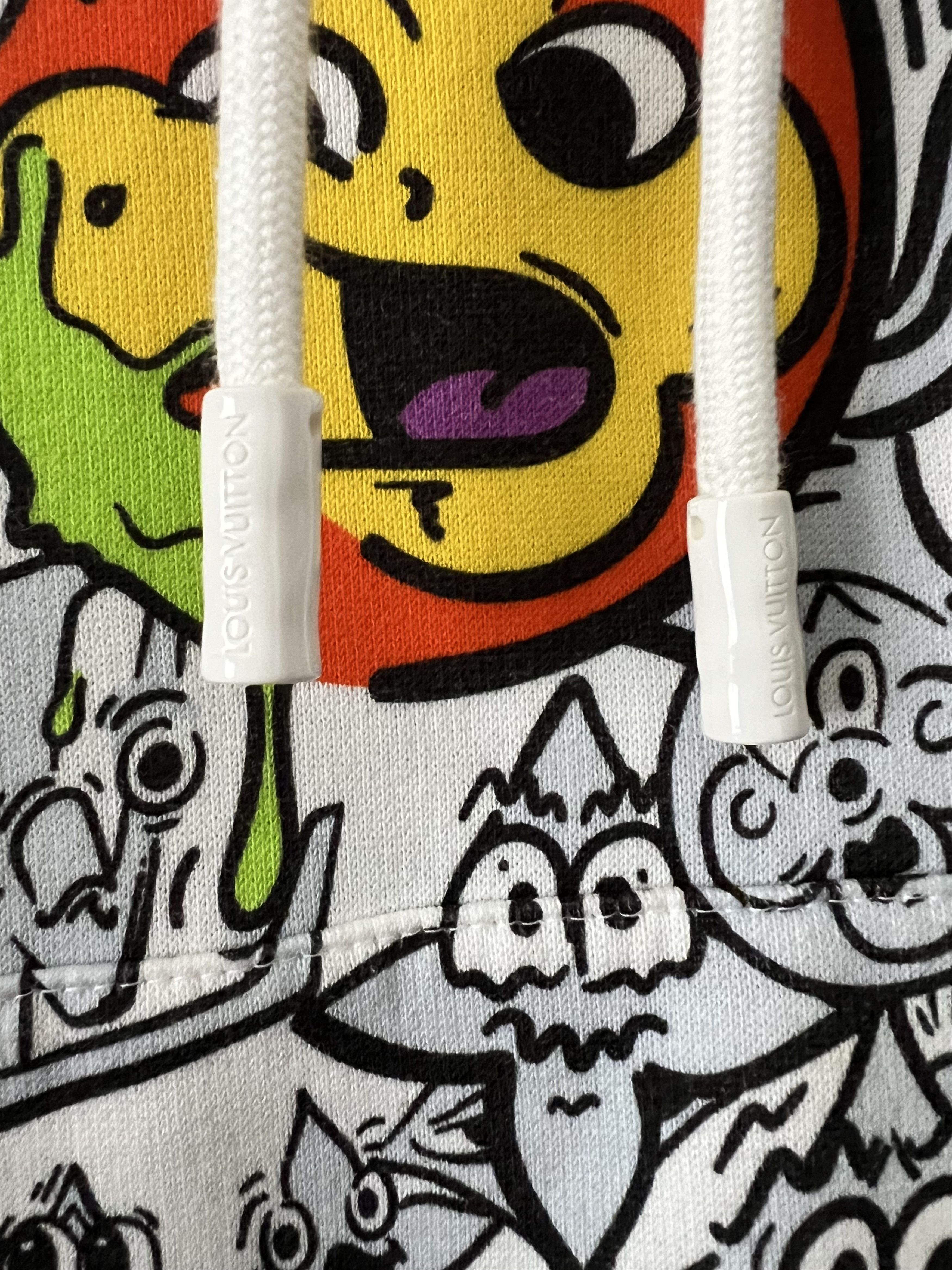 Louis Vuitton "Friends with You" COMIC HOODIE Size US M / EU 48-50 / 2 - 10 Thumbnail