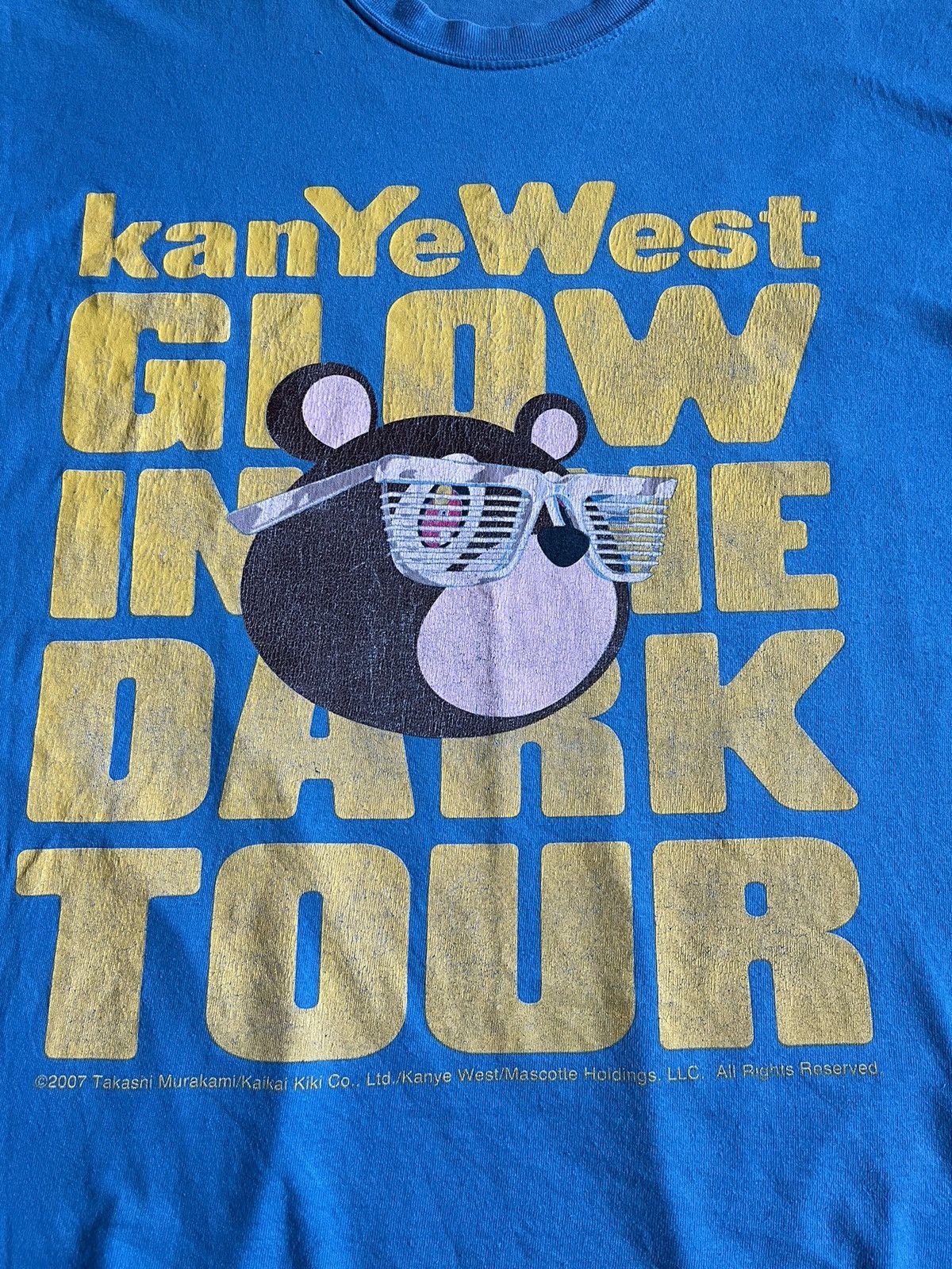 Kanye West Vintage Kanye West Glow in the dark tour tshirt Size US L / EU 52-54 / 3 - 3 Thumbnail