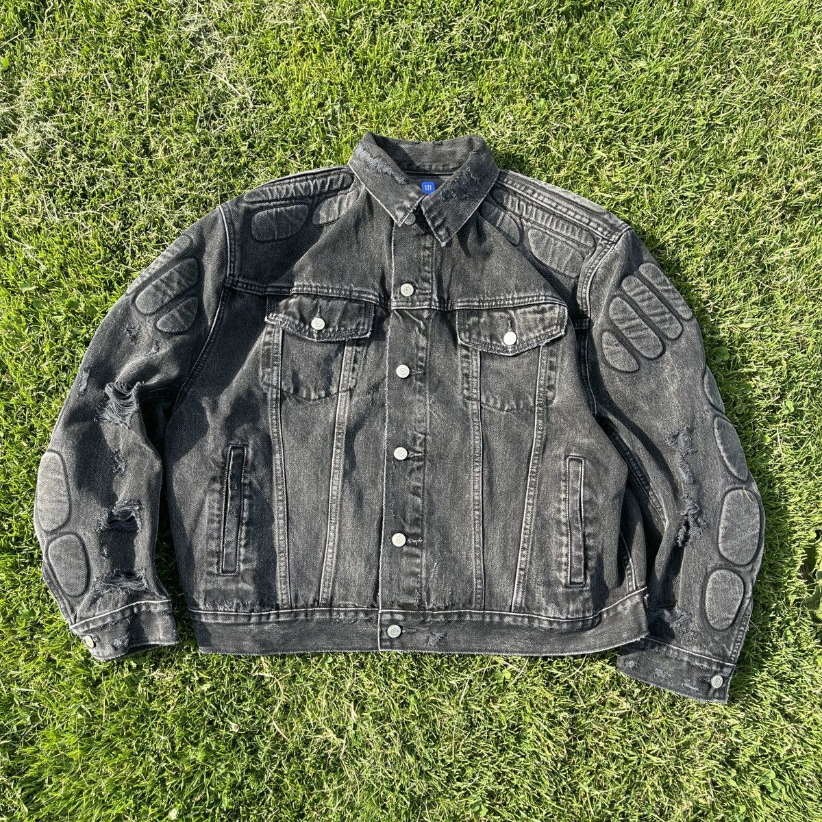 YEEZY GAP Balenciaga Denim Jacket Grey 黒 Yeezy Gap Denim Jacket