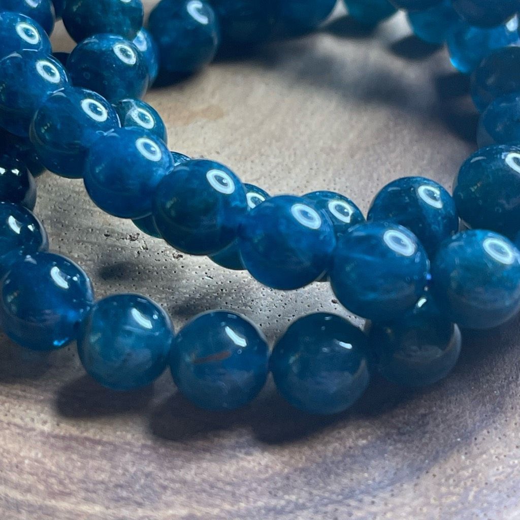 Other Apatite gemmy teal stretch beaded bracelet 7” crystal healing beads 8mm Size ONE SIZE - 3 Thumbnail
