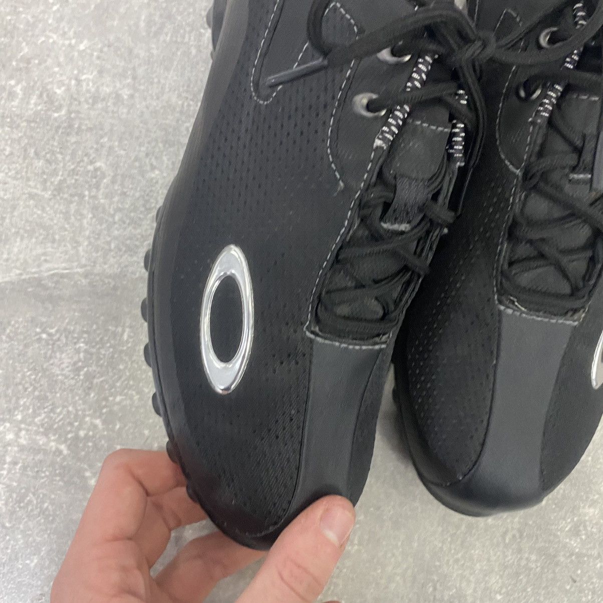 Oakley Vintage Oakley Sneakers Size US 9 / EU 42 - 4 Thumbnail