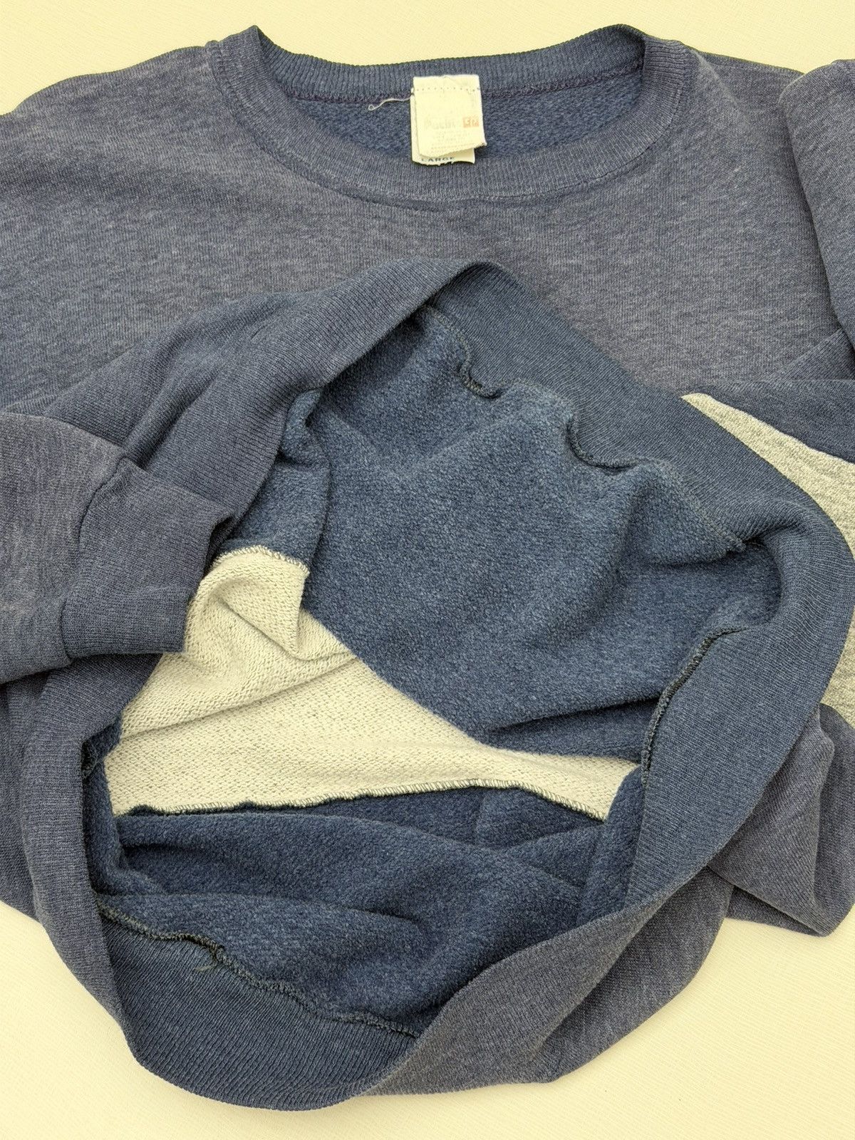 NCAA Vintage 70s PENN STATE University Crewneck PSU L Made in USA Size US L / EU 52-54 / 3 - 10 Thumbnail