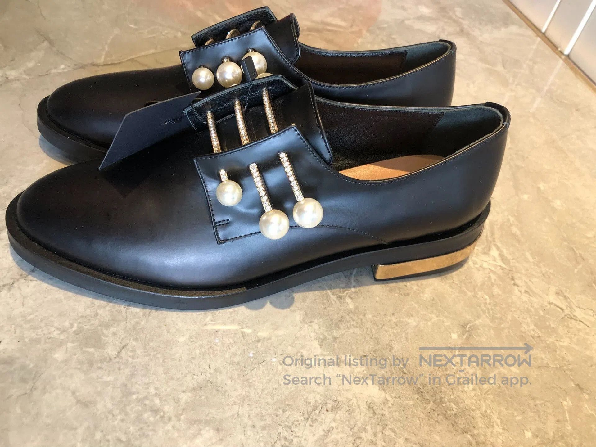 Japanese Brand Coliac Pearl-Embellished Shoes. Size US 6 / IT 36 - 2 Thumbnail