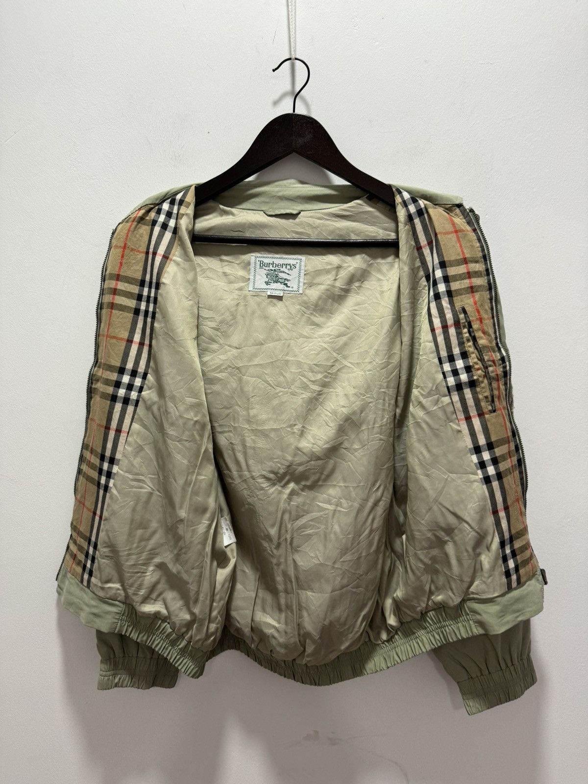 Burberry × Vintage DISTRESSED BURBERRY ZIP UP JACKET Size US S / EU 44-46 / 1 - 11 Thumbnail