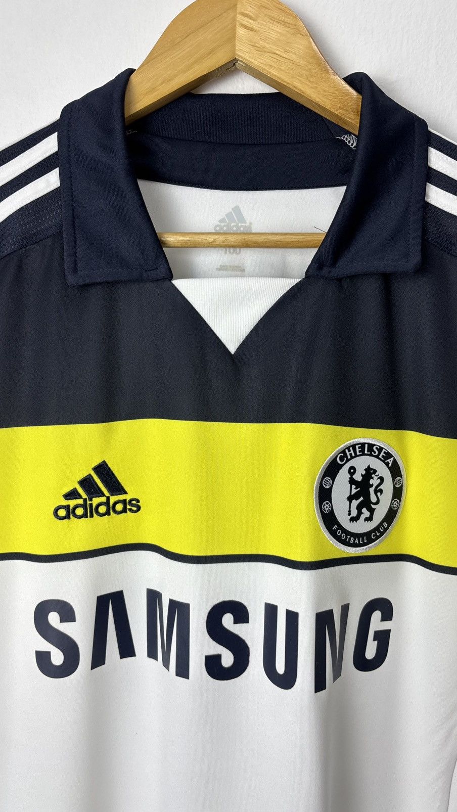 Adidas Chelsea 11/12 Away Size US M / EU 48-50 / 2 - 7 Thumbnail